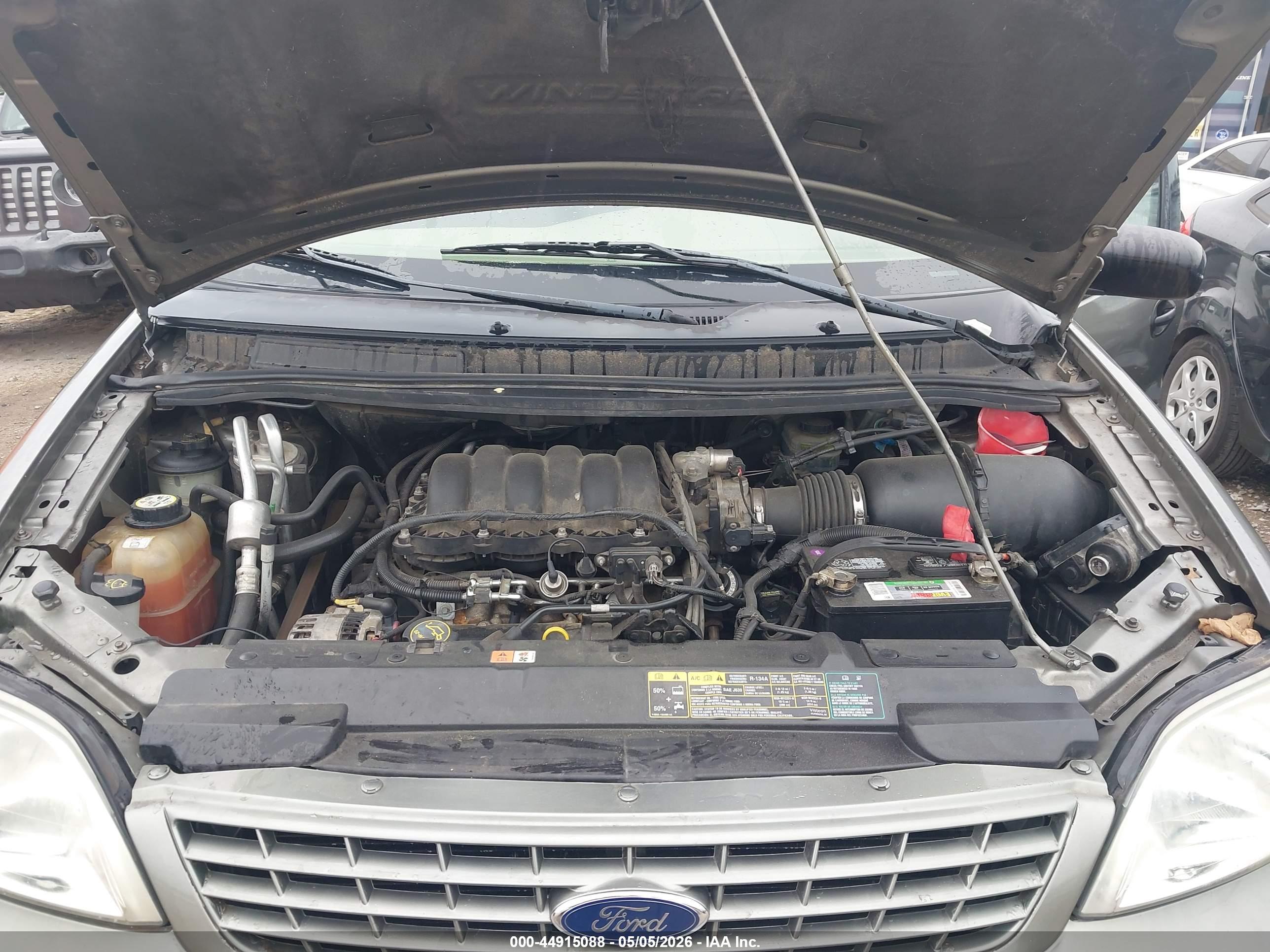 FORD WINDSTAR image 10