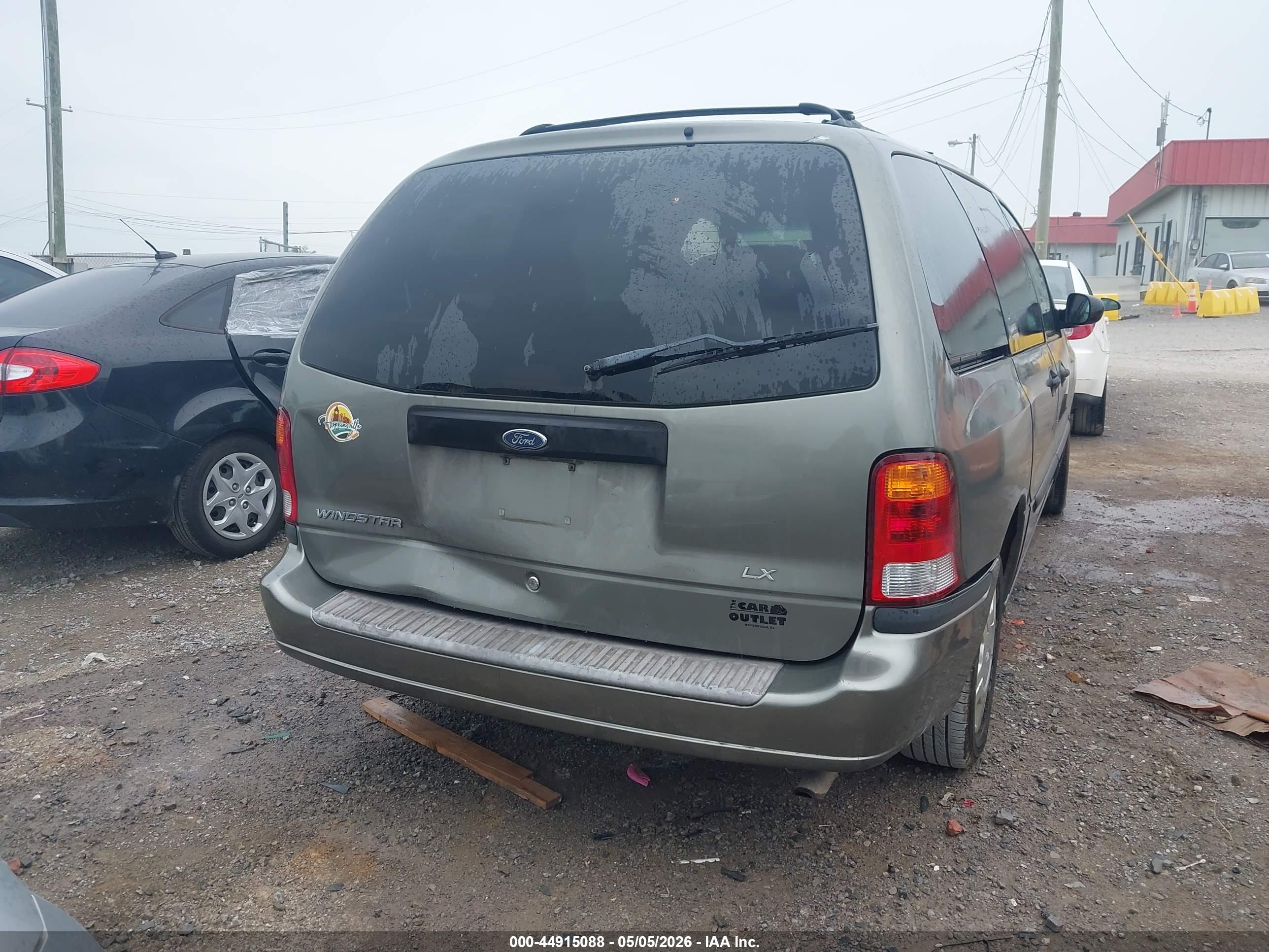 FORD WINDSTAR image 6