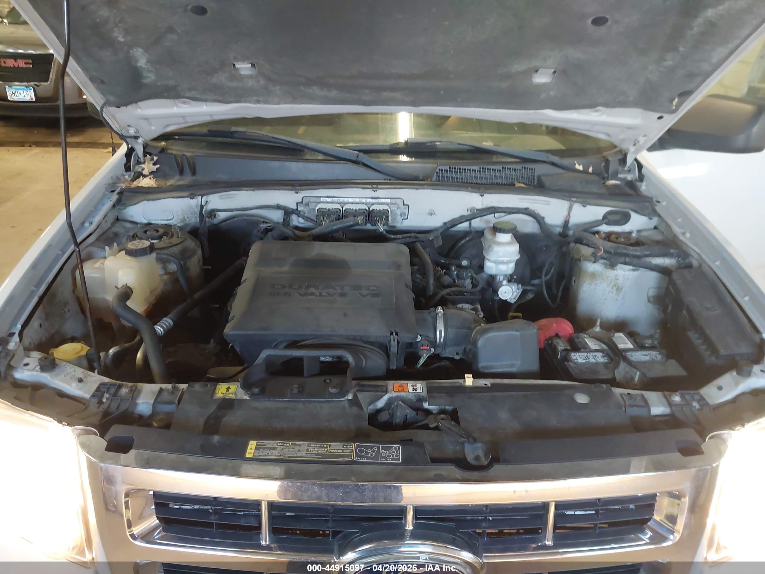 FORD ESCAPE image 10