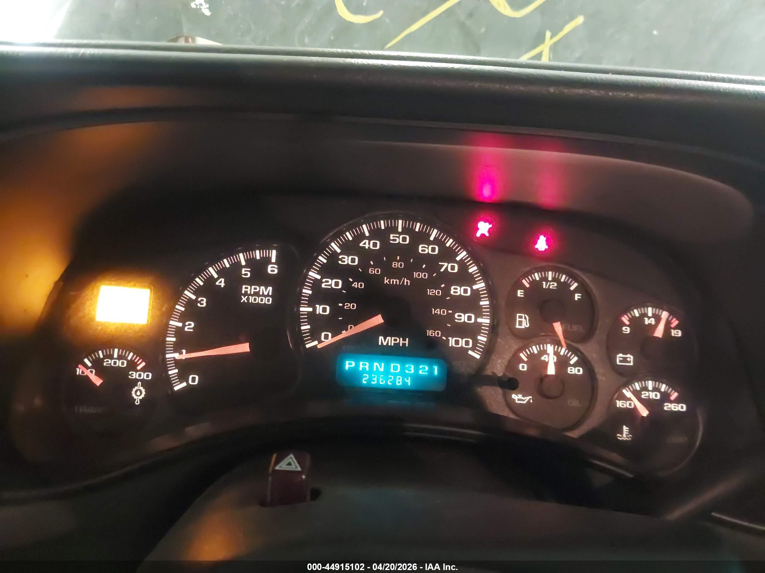 CHEVROLET SILVERADO image 7