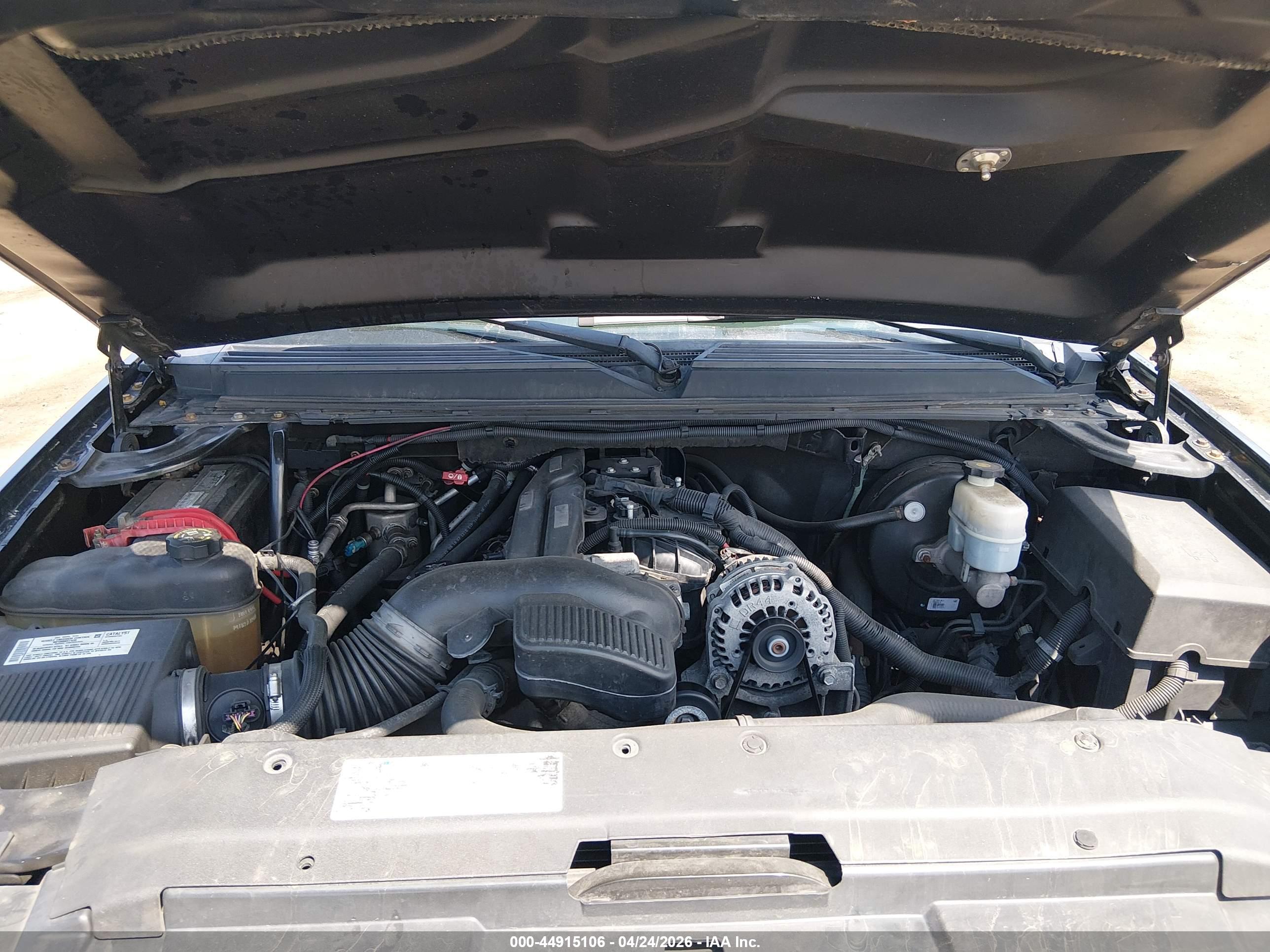 CHEVROLET SUBURBAN image 10