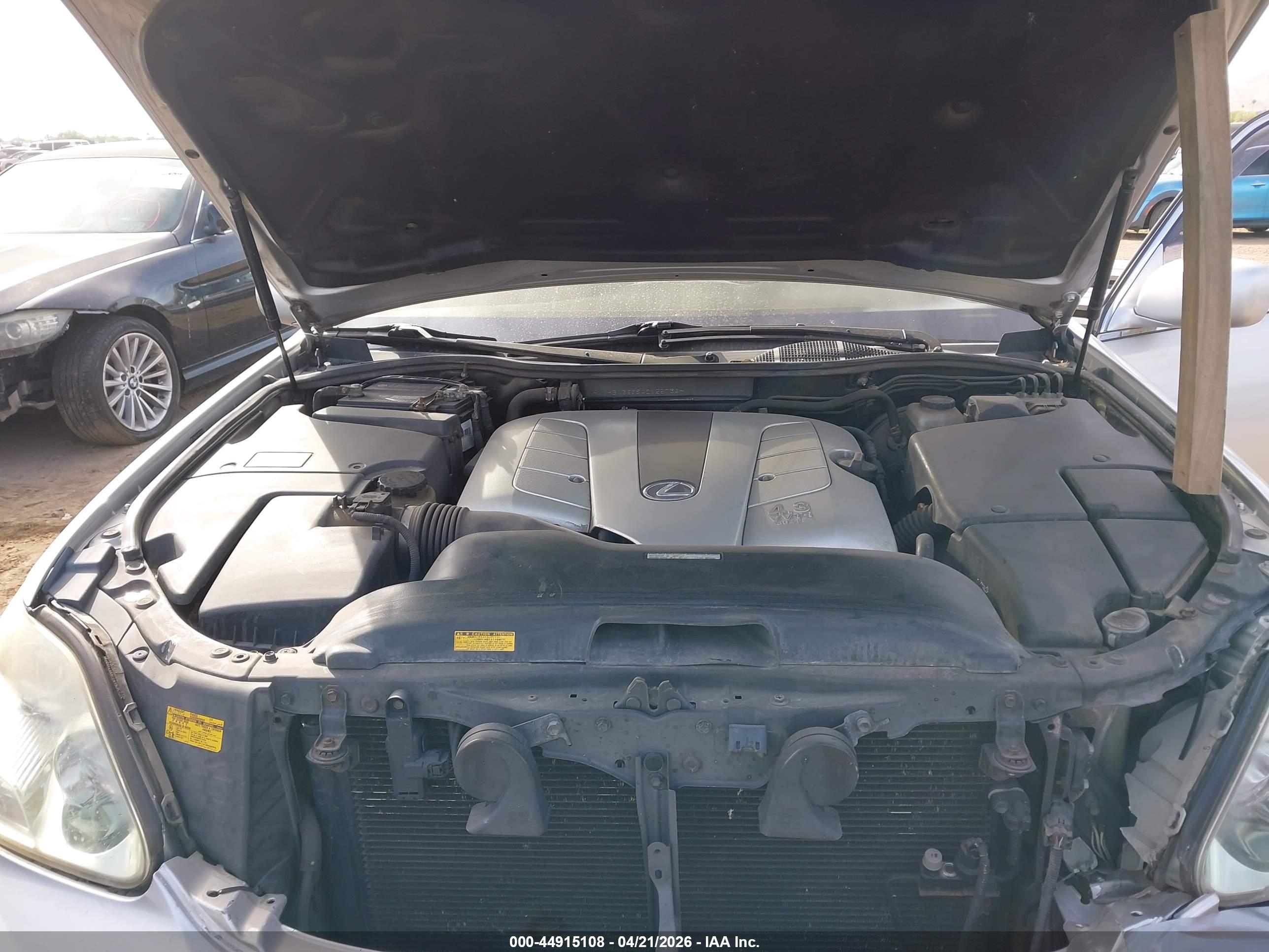 LEXUS LS image 10