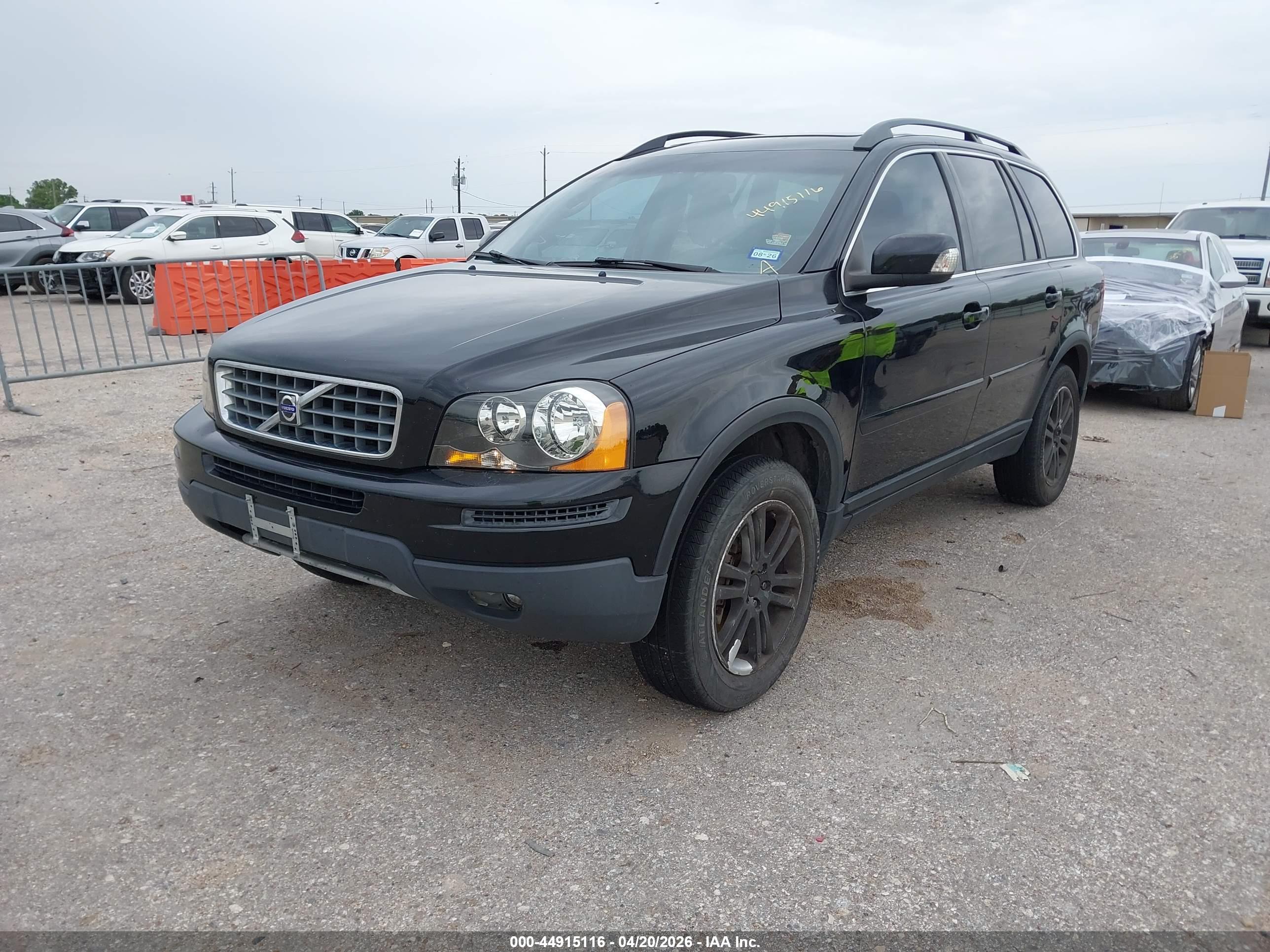 VOLVO XC90 image 2