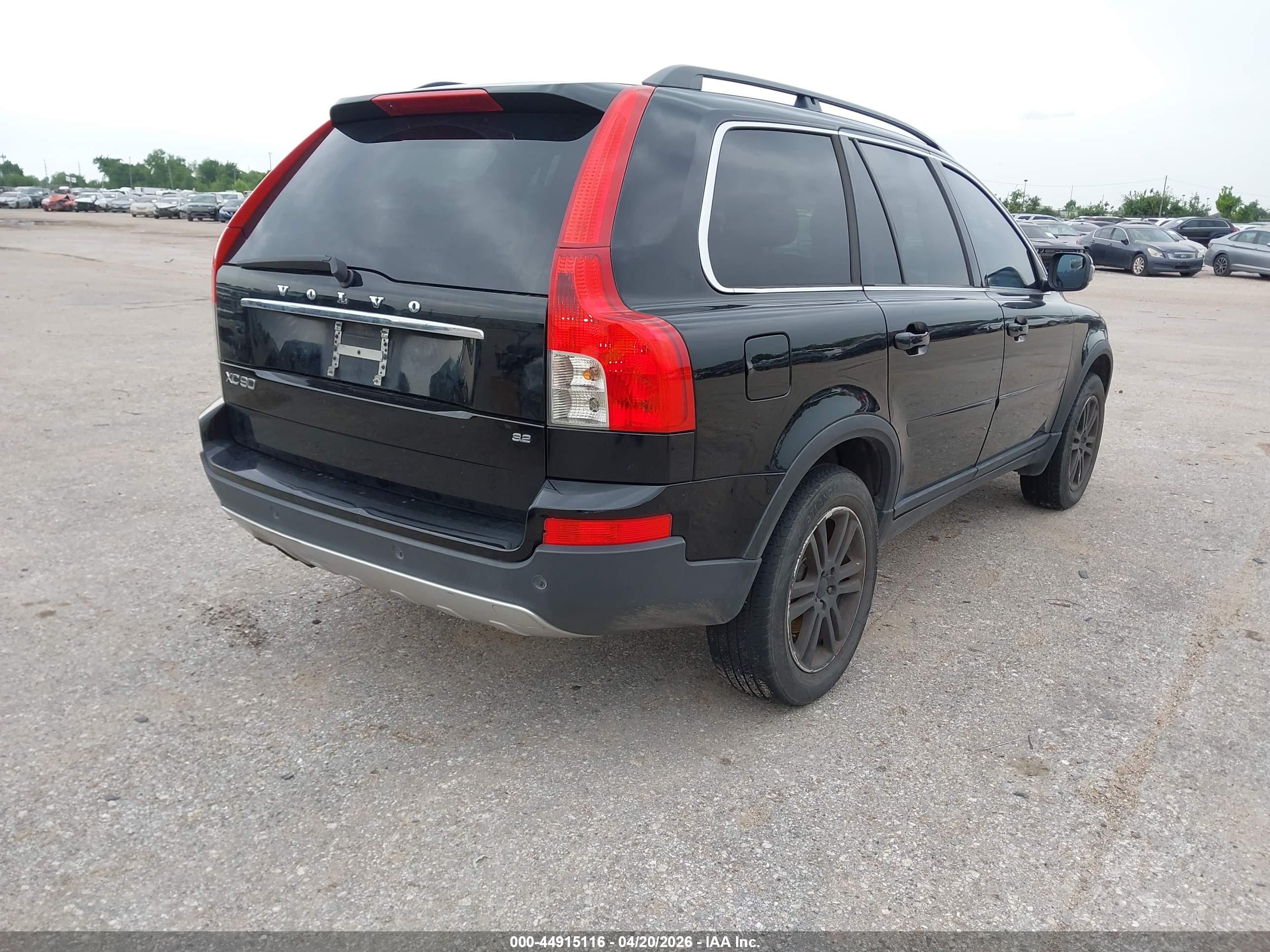 VOLVO XC90 image 4