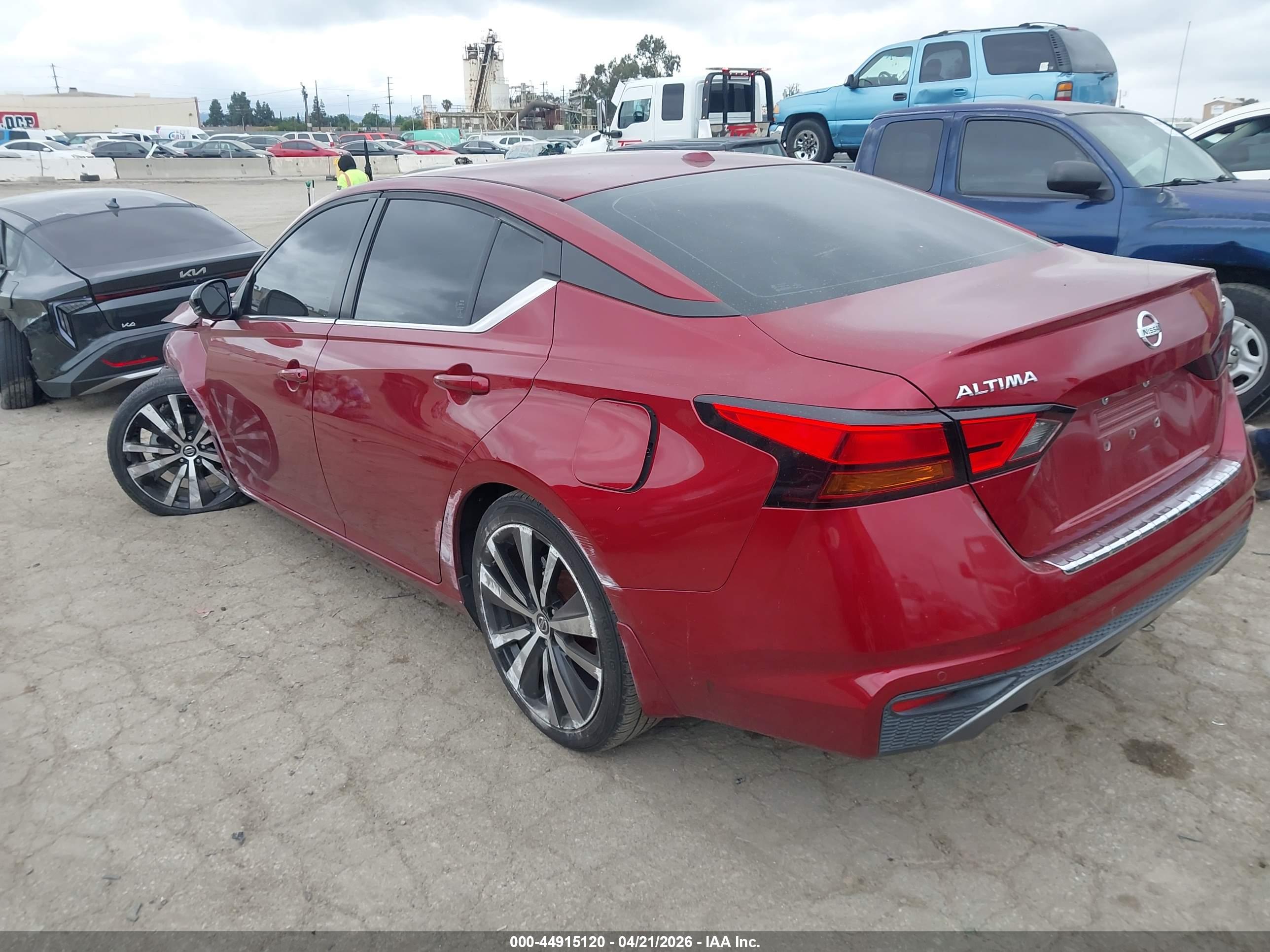 NISSAN ALTIMA image 3