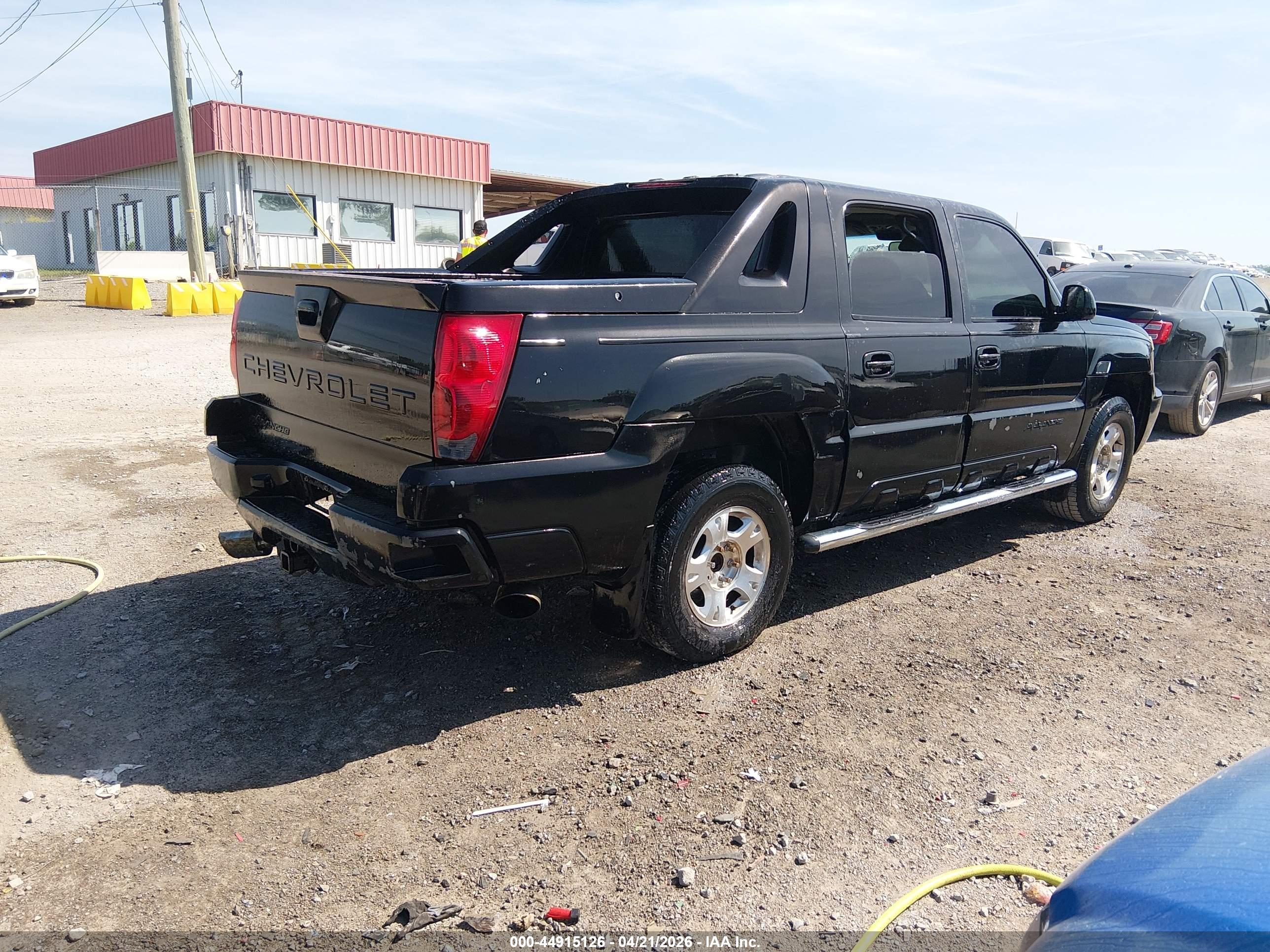 CHEVROLET AVALANCHE image 4