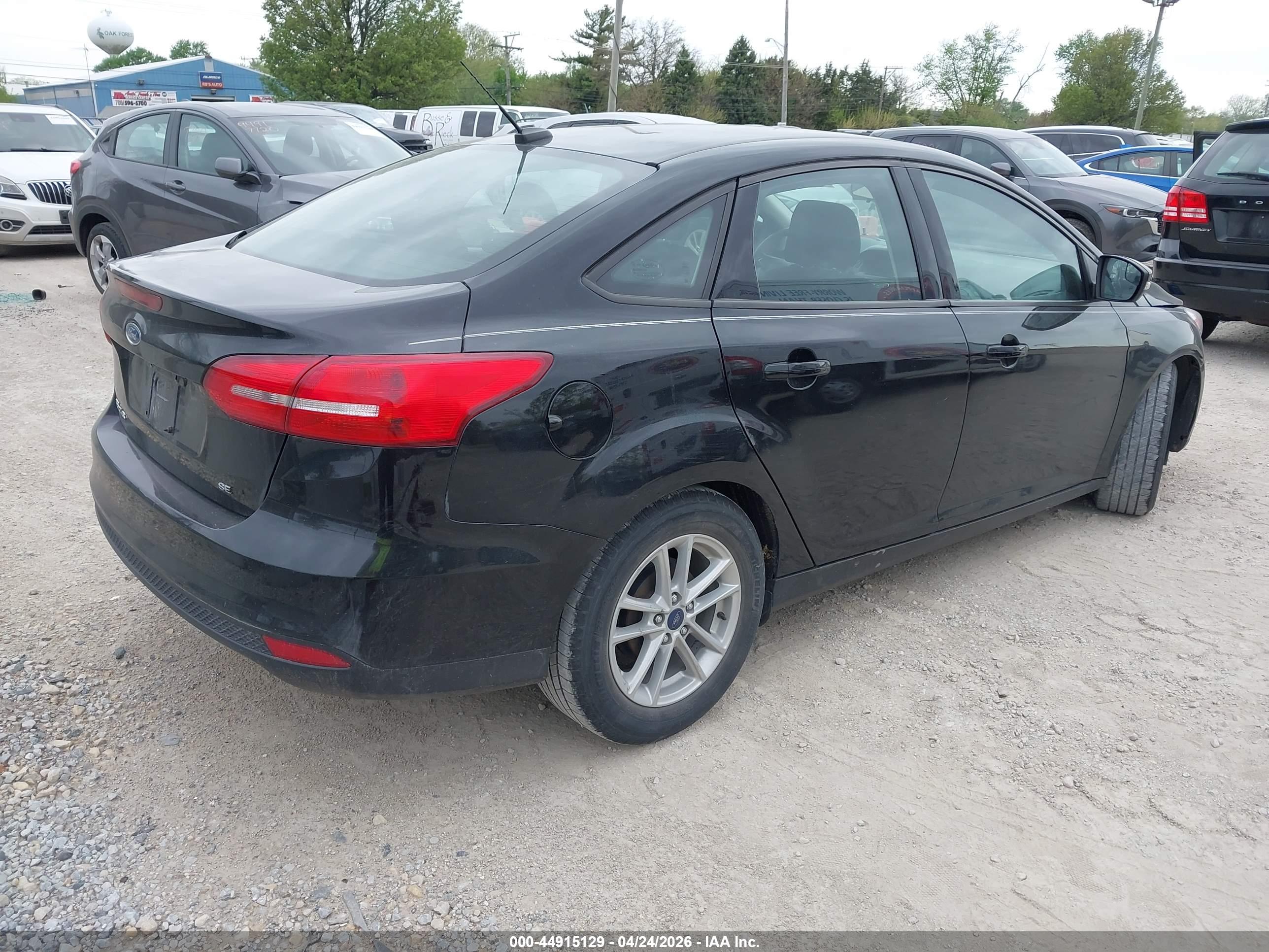 FORD FOCUS image 4