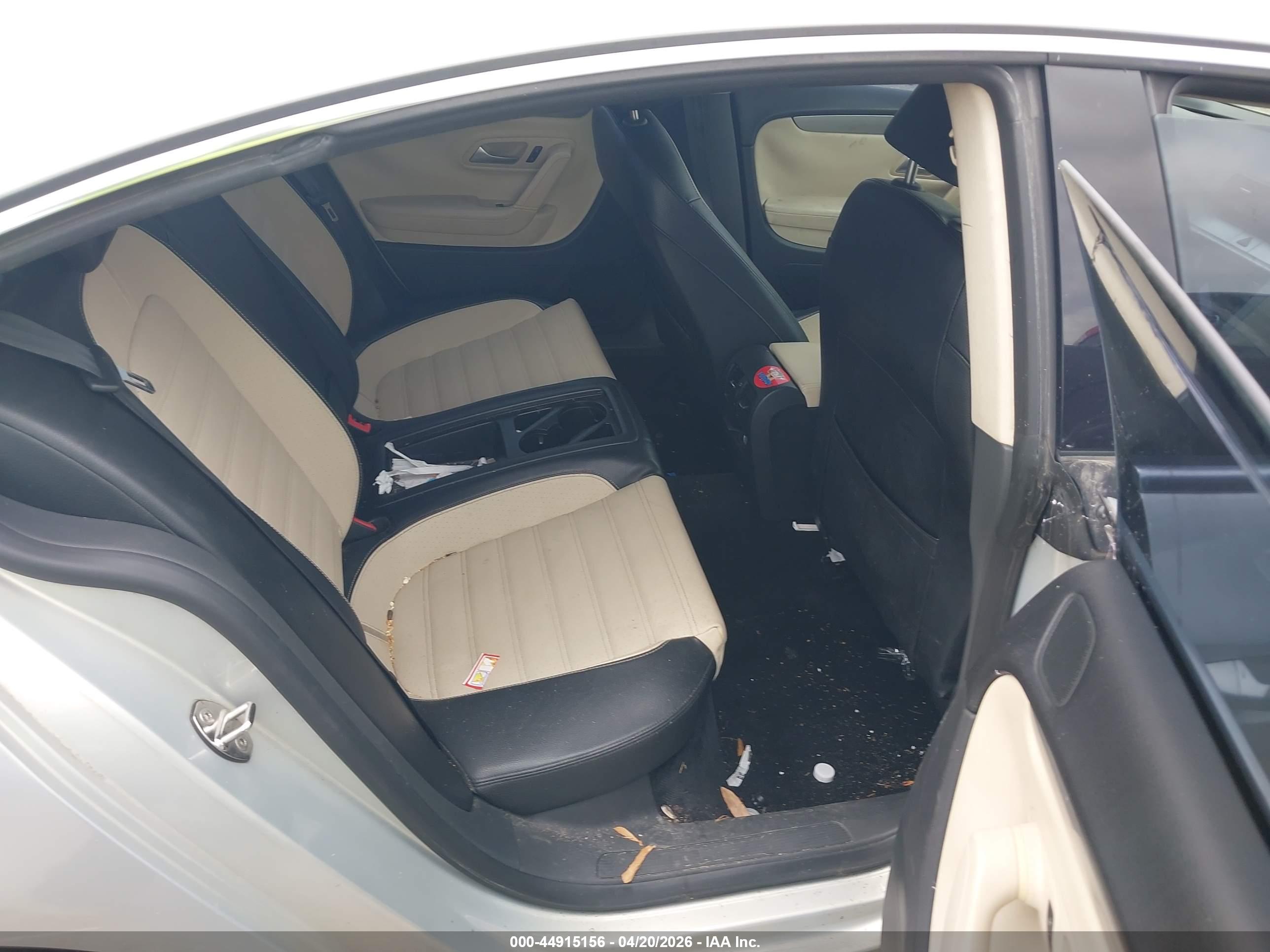 VOLKSWAGEN CC image 8