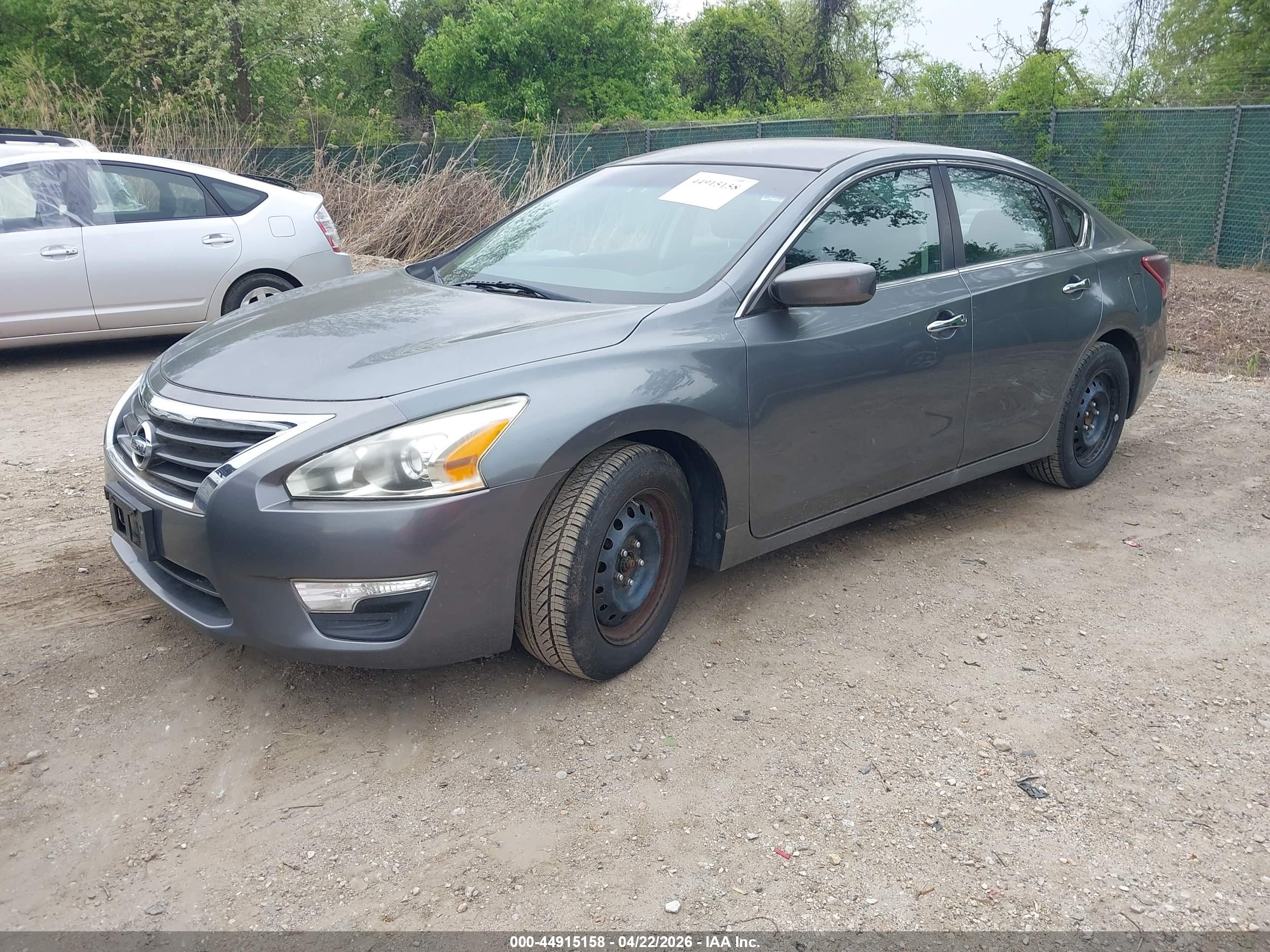 NISSAN ALTIMA image 2