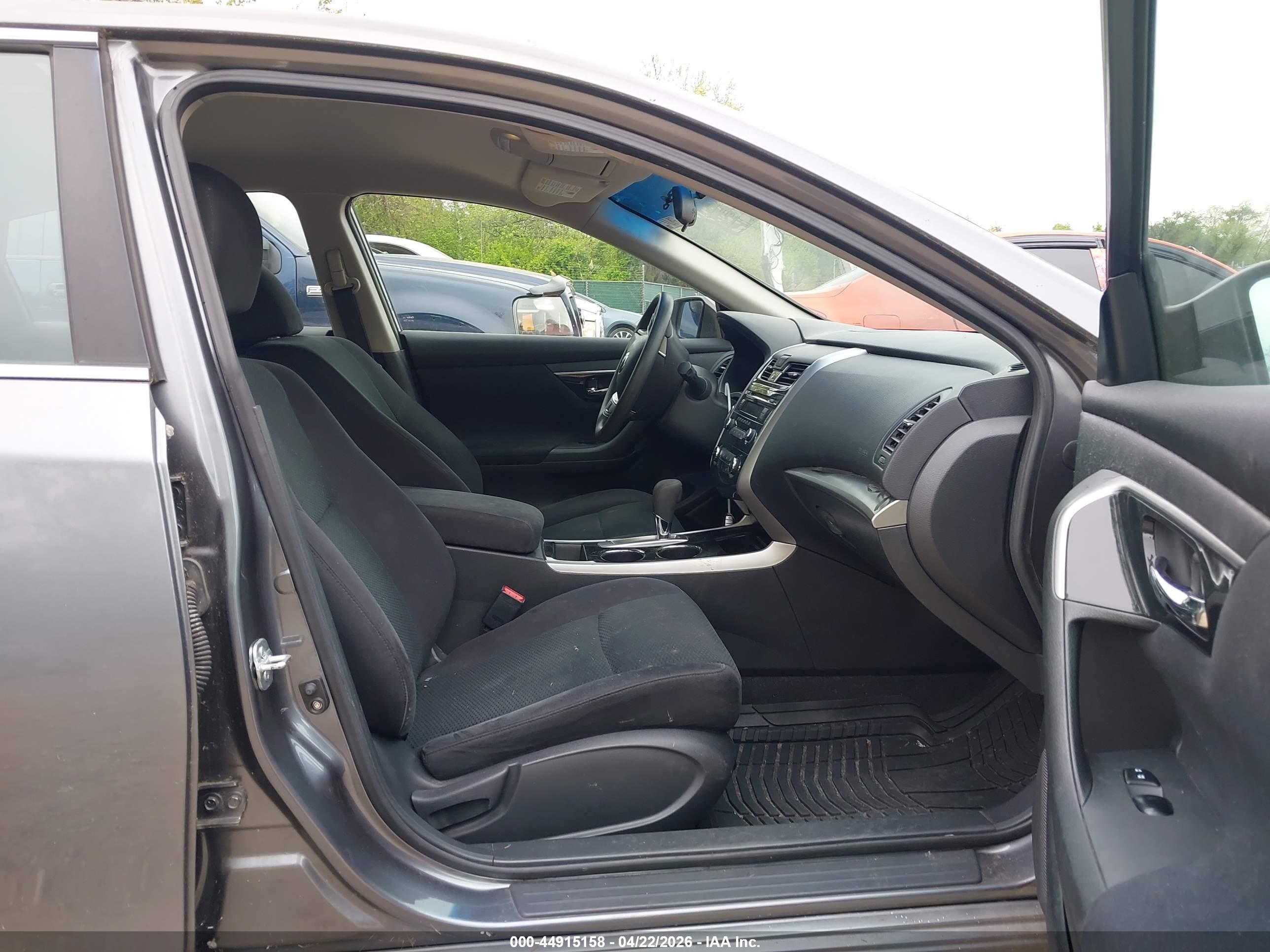NISSAN ALTIMA image 5