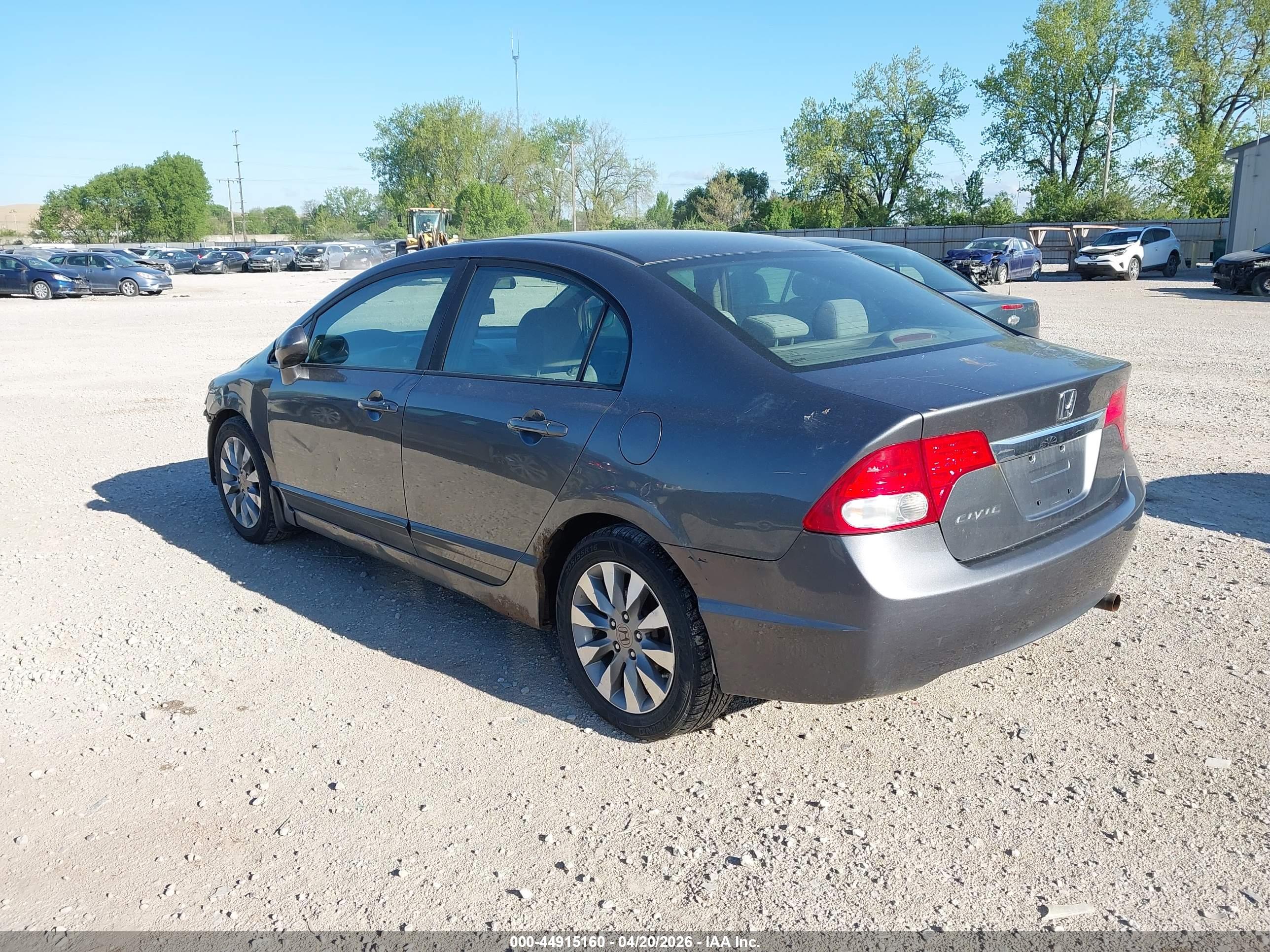 HONDA CIVIC image 3