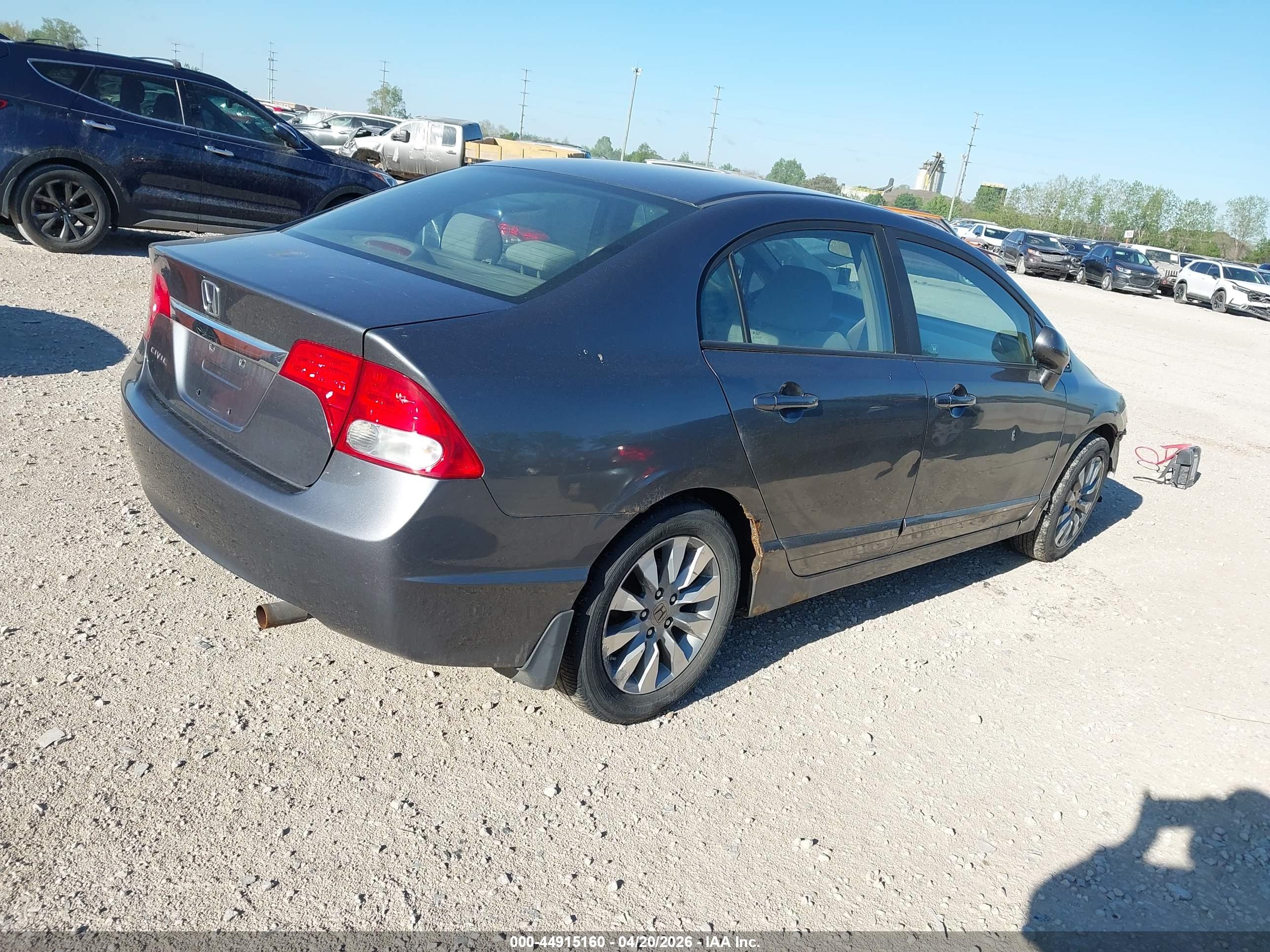 HONDA CIVIC image 4