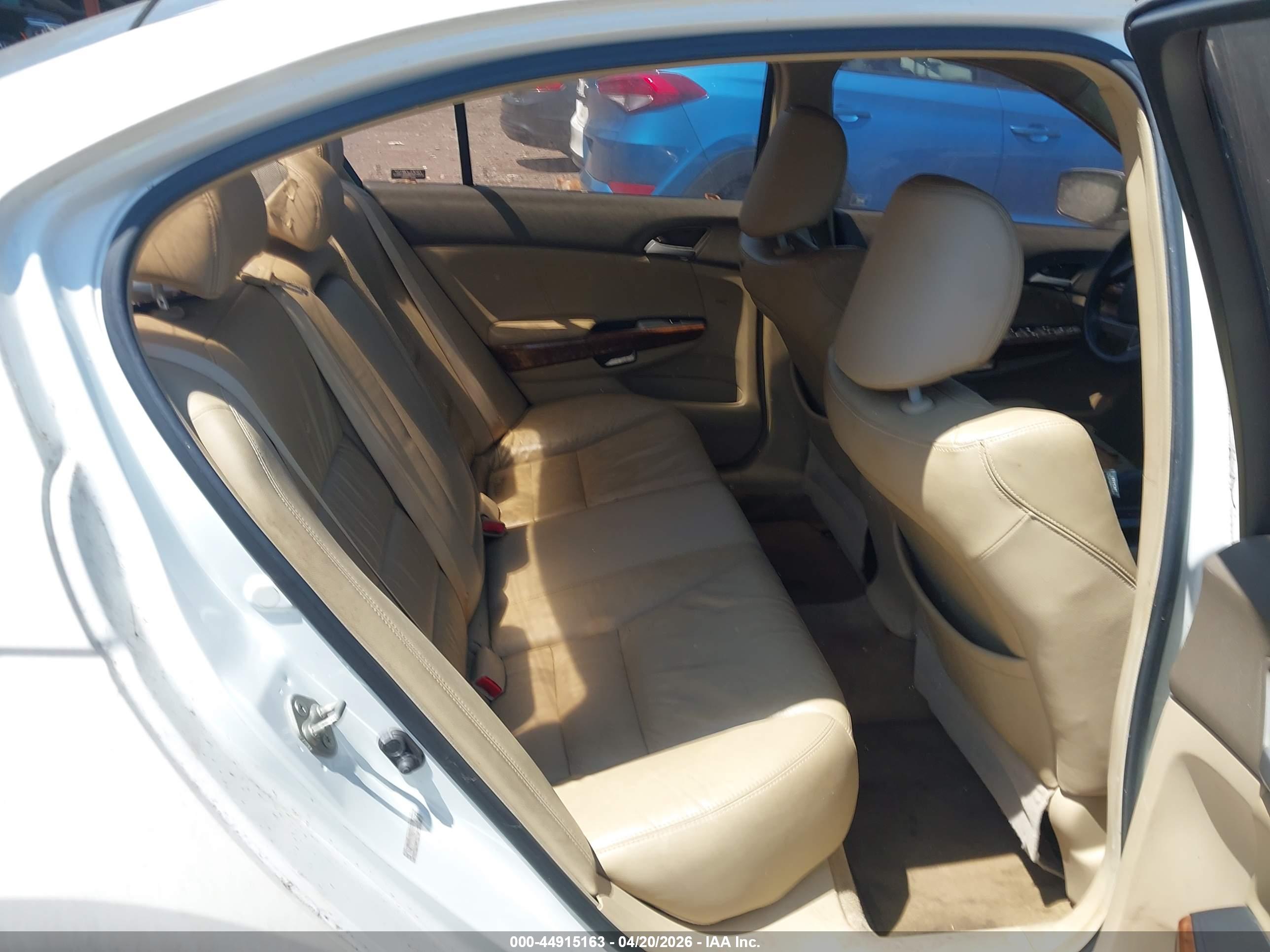 HONDA ACCORD image 8