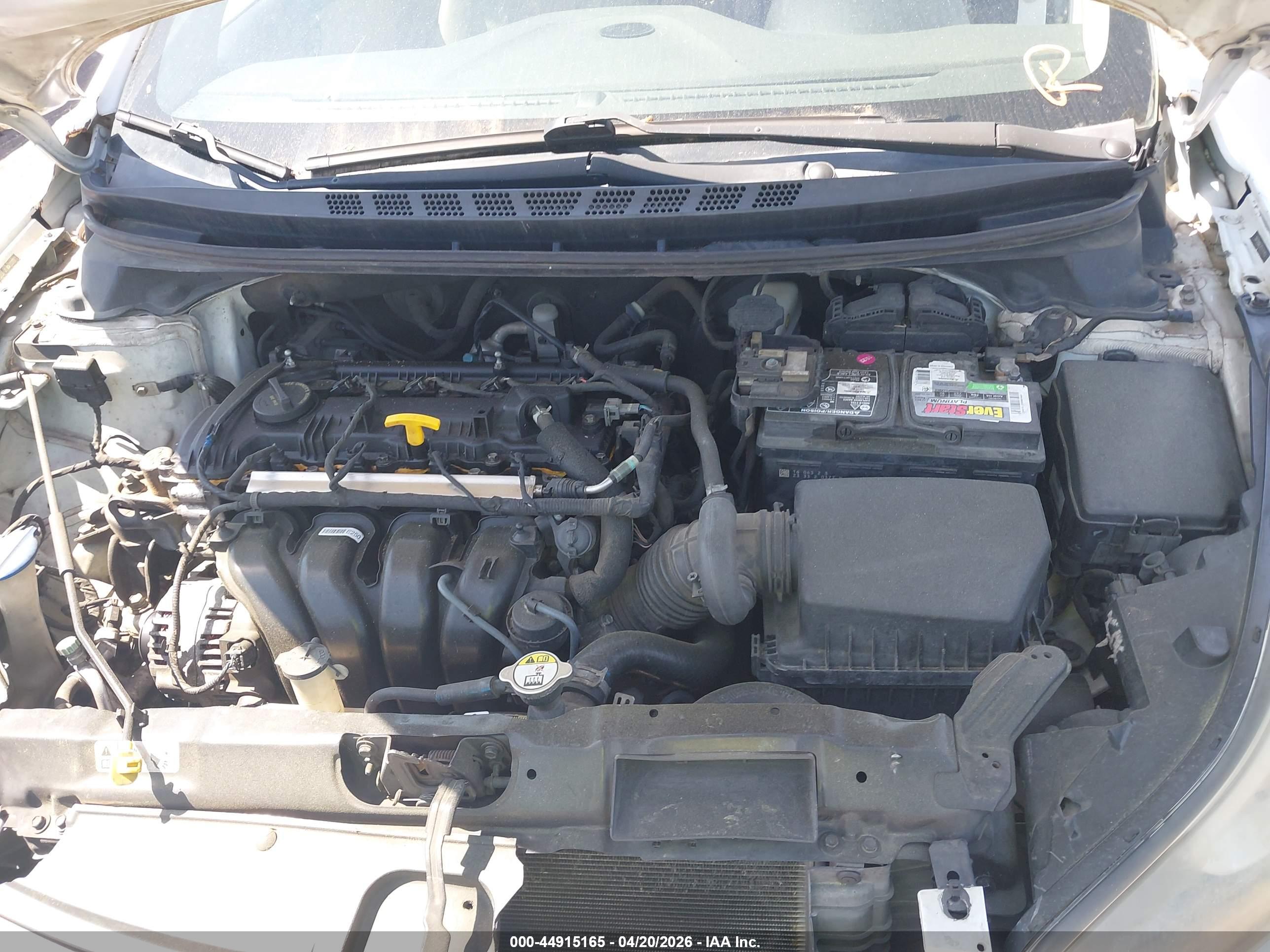 HYUNDAI ELANTRA image 10