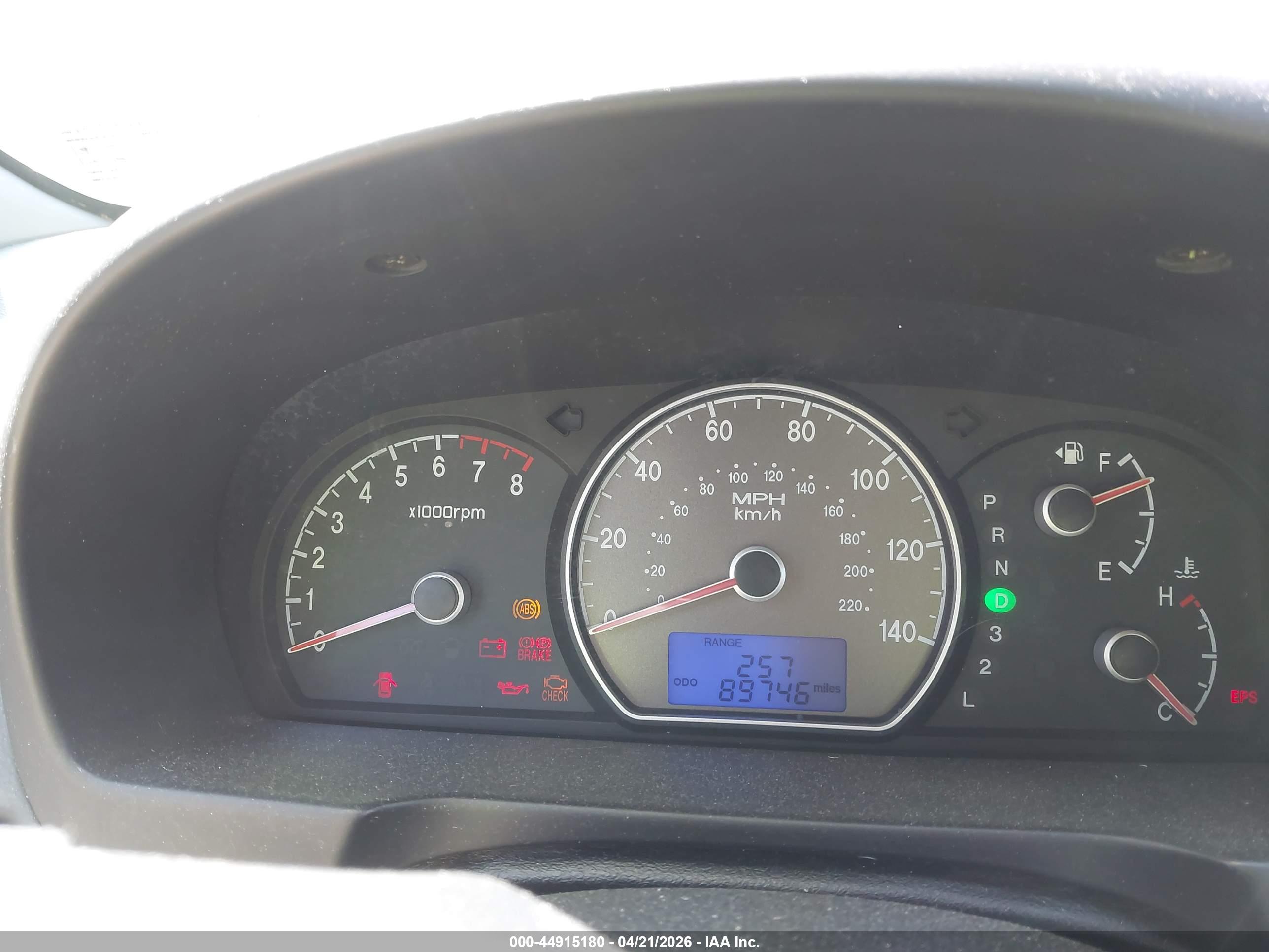 HYUNDAI ELANTRA image 7