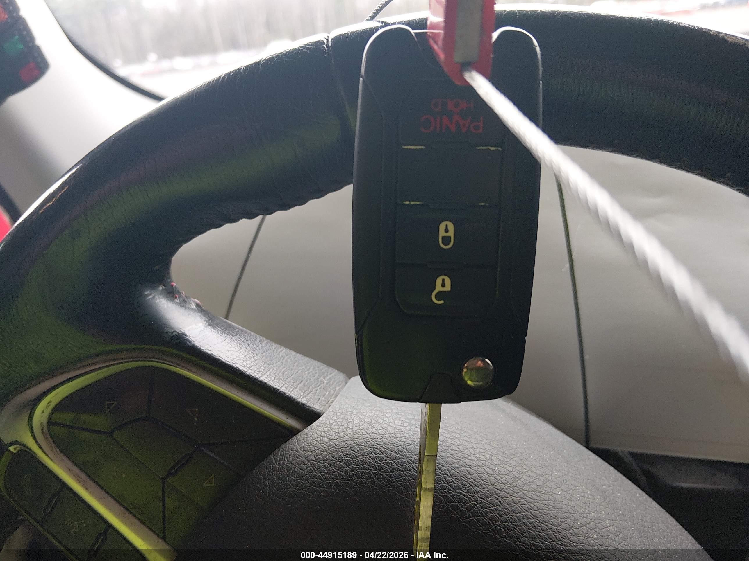 JEEP RENEGADE image 11