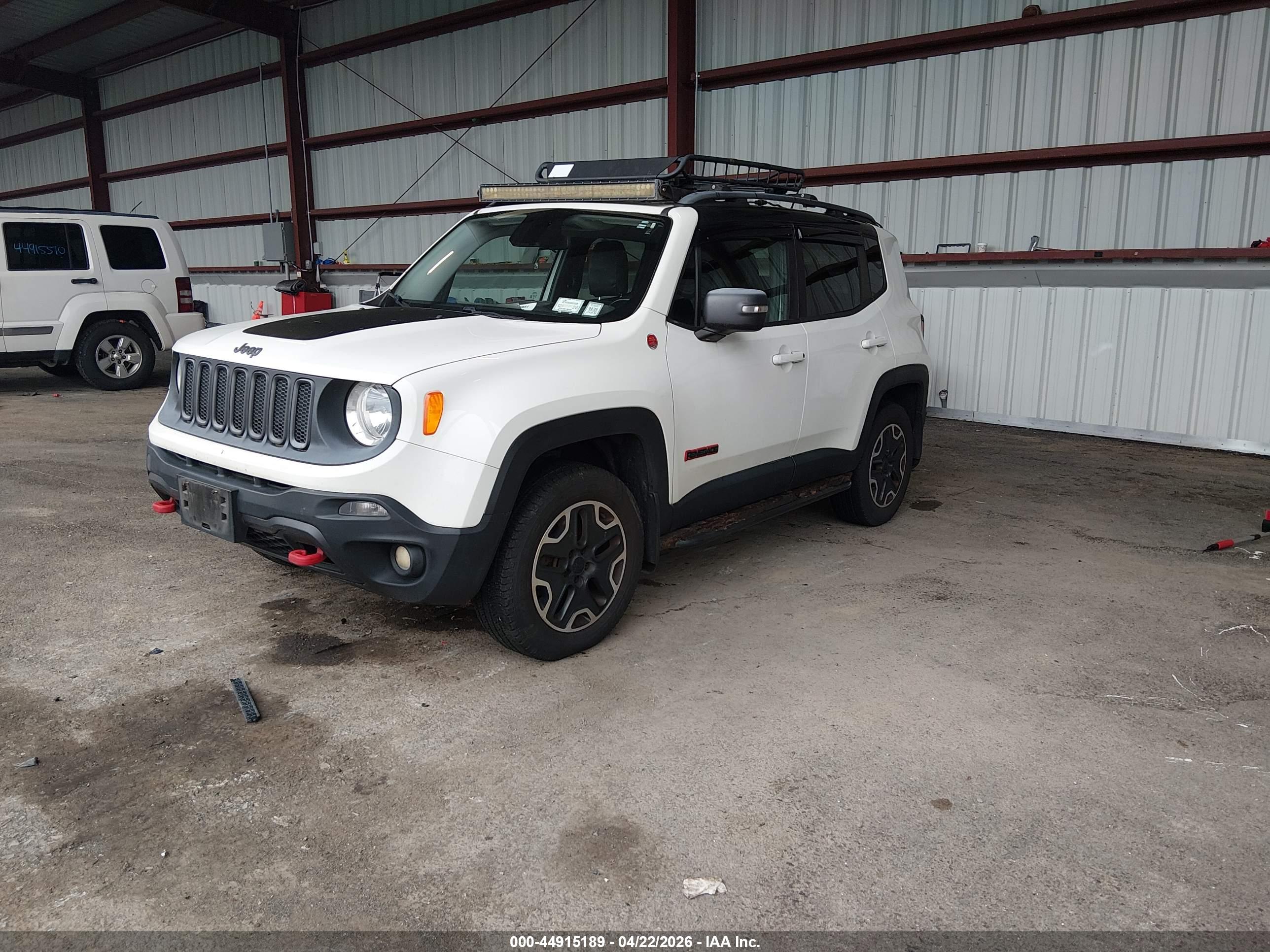 JEEP RENEGADE image 2