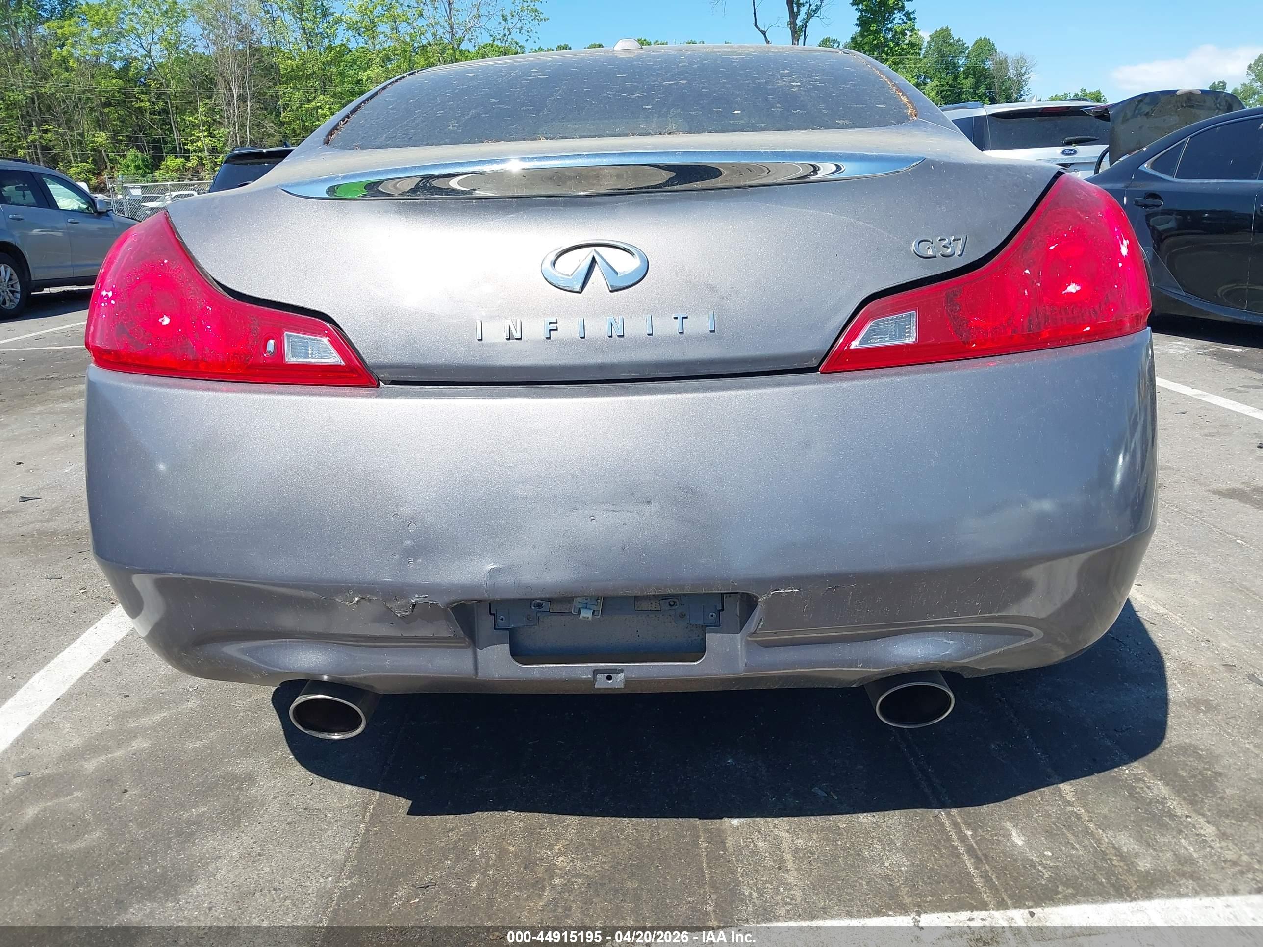 INFINITI G37 image 6