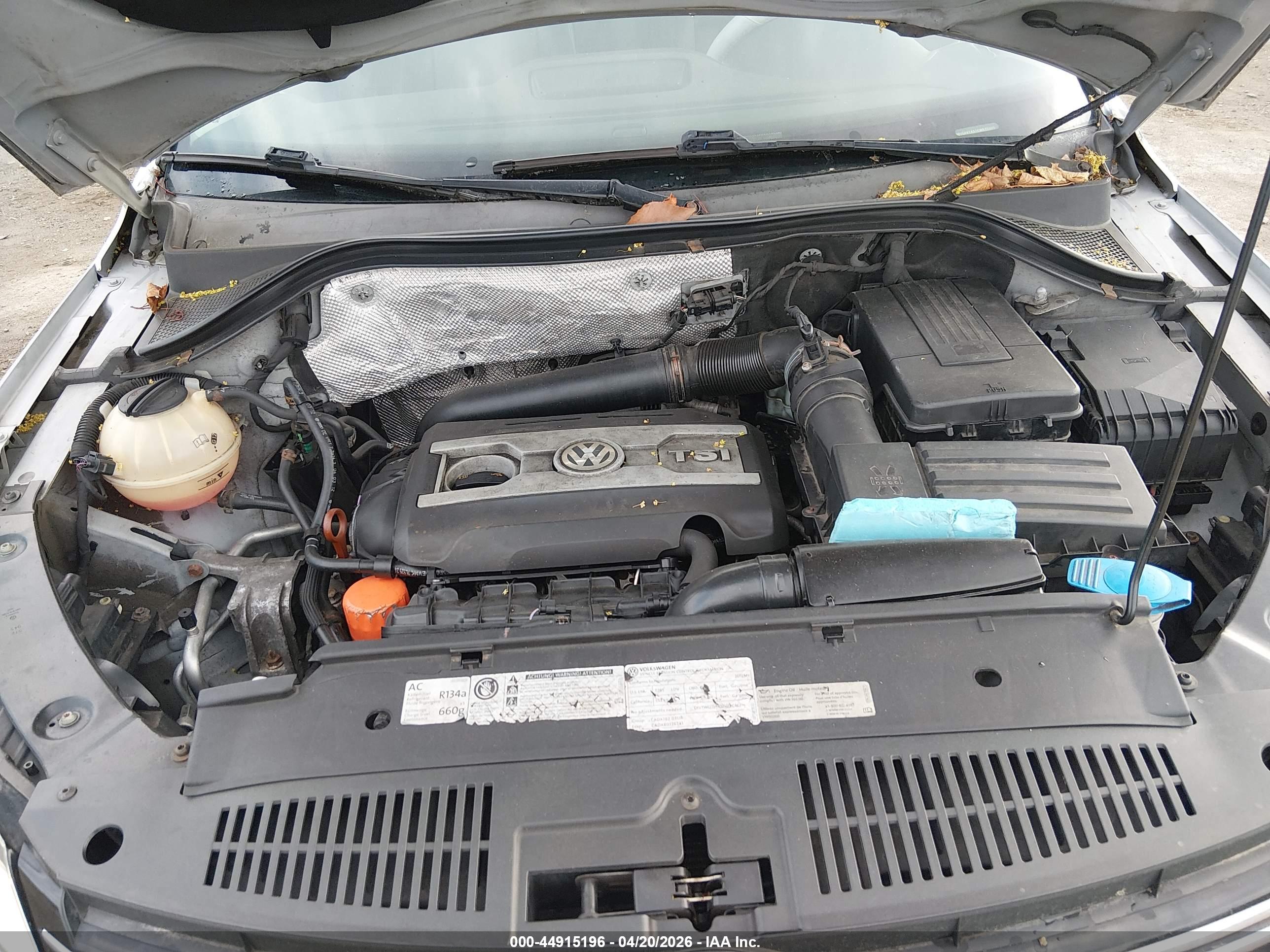VOLKSWAGEN TIGUAN image 10