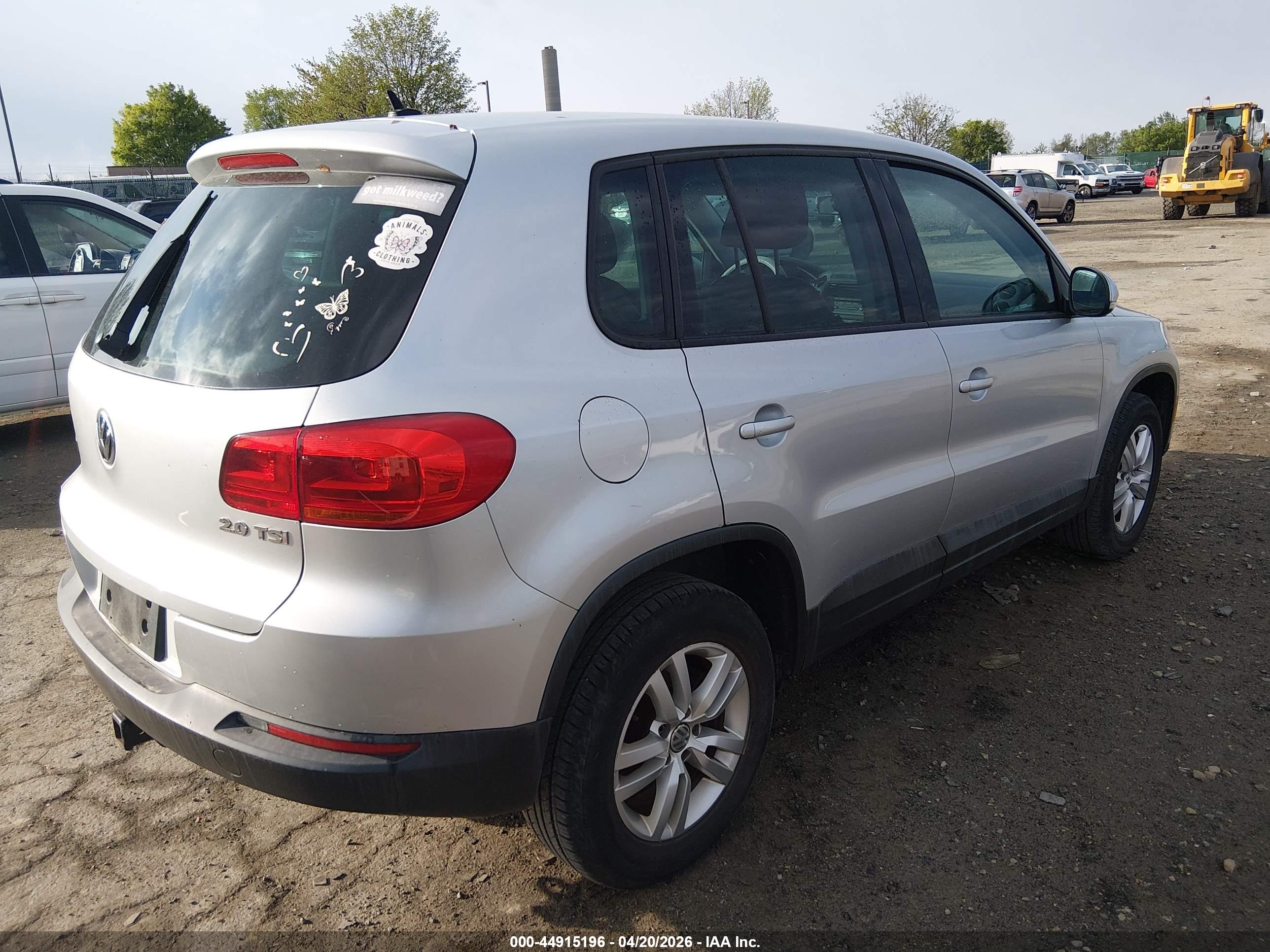 VOLKSWAGEN TIGUAN image 4