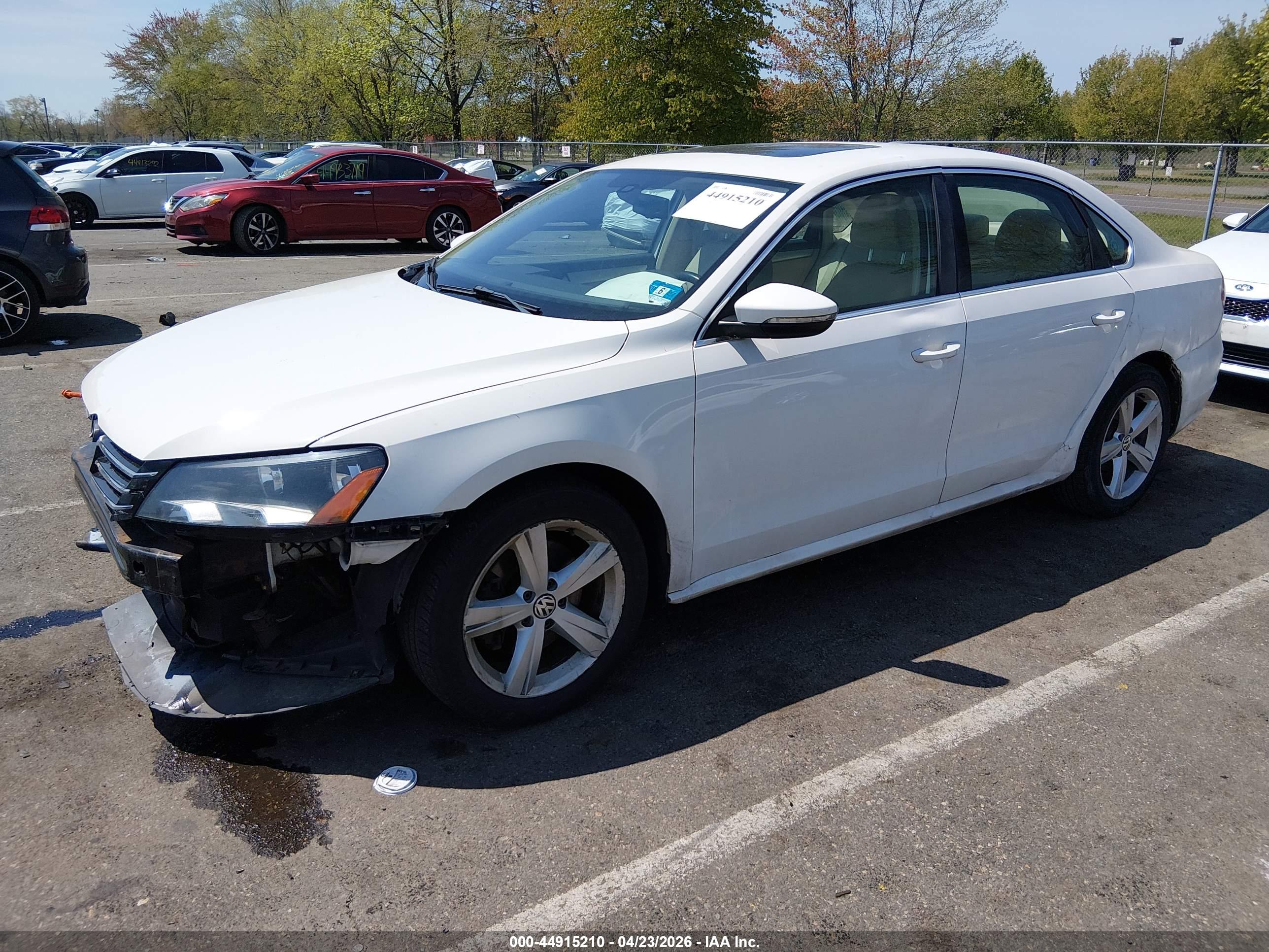 VOLKSWAGEN PASSAT image 2