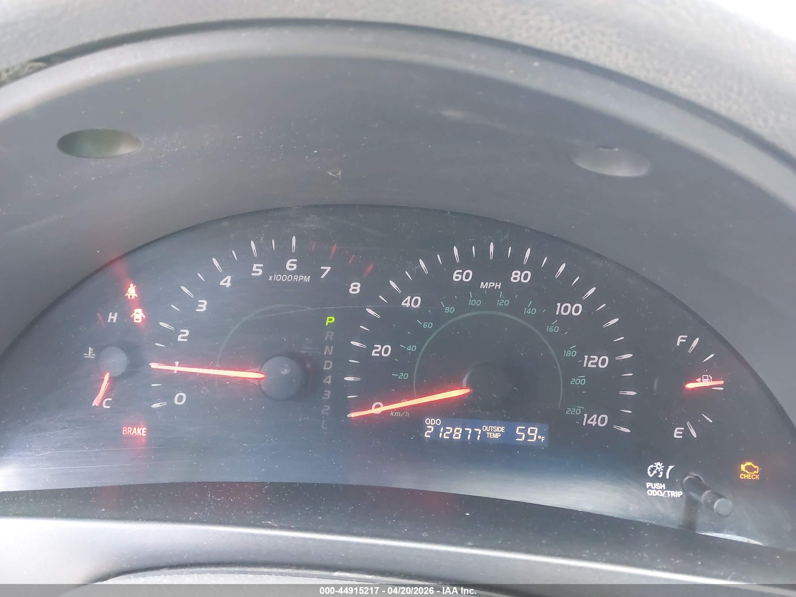 TOYOTA CAMRY image 7
