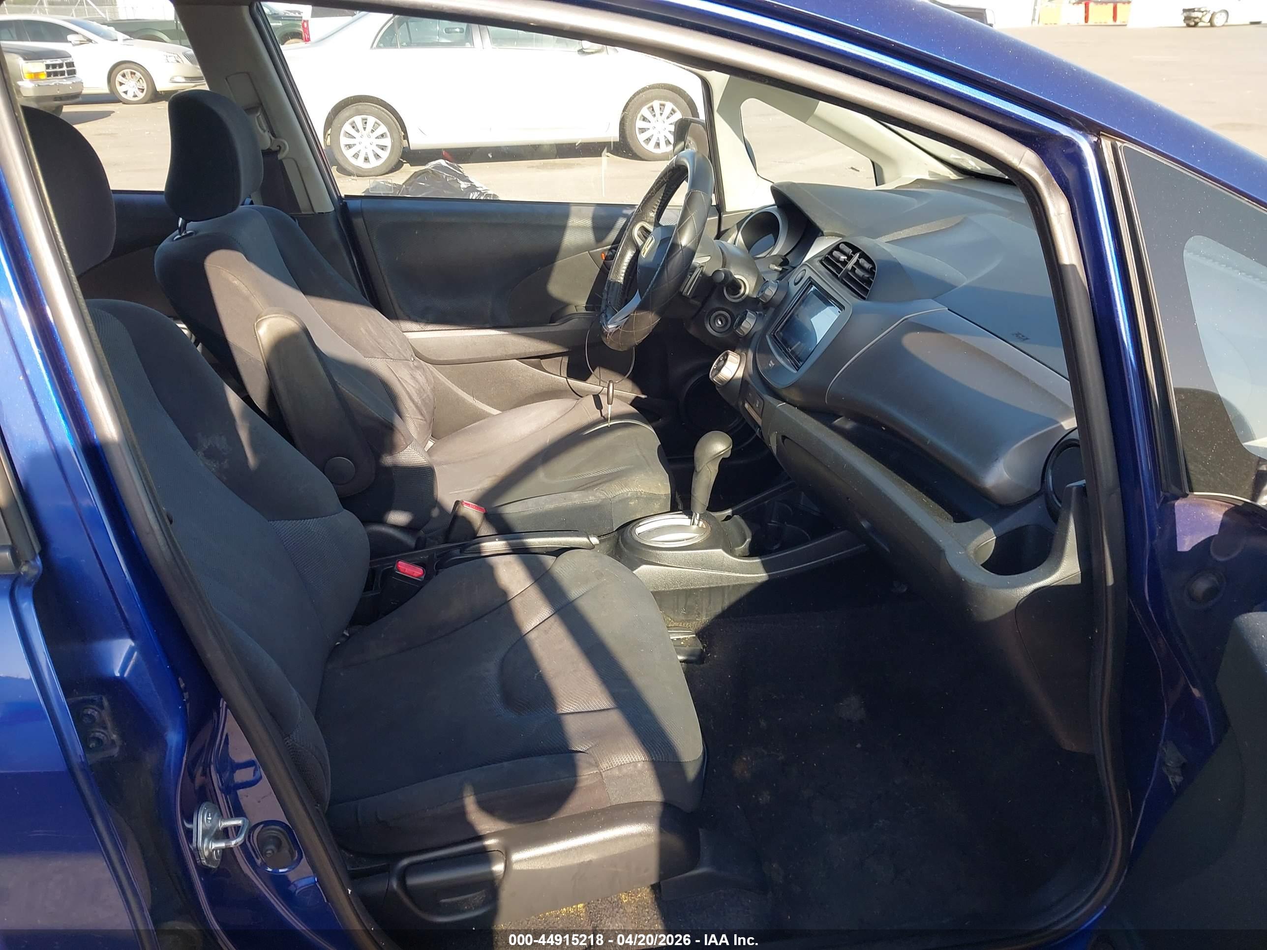 HONDA FIT image 5