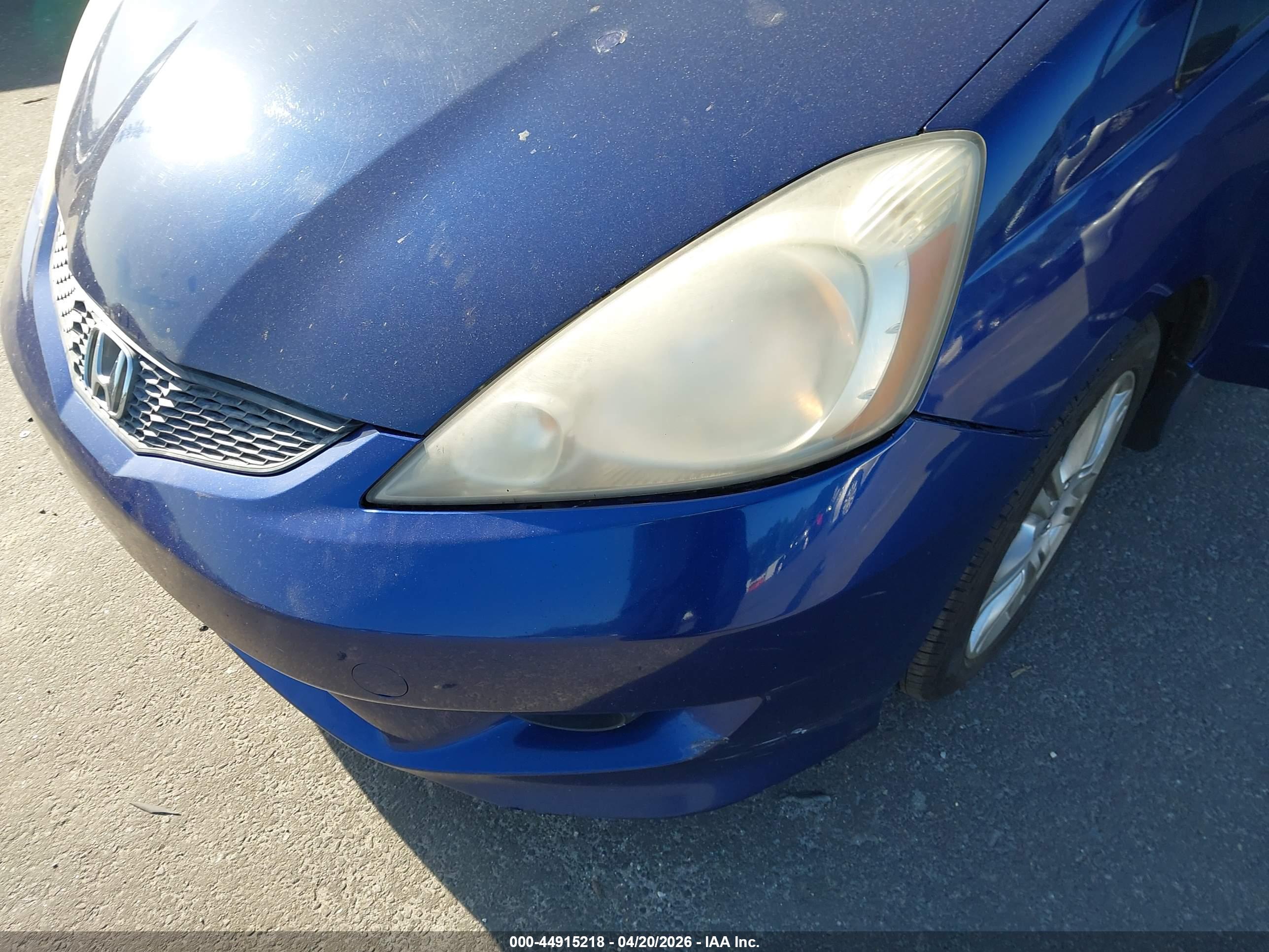 HONDA FIT image 6