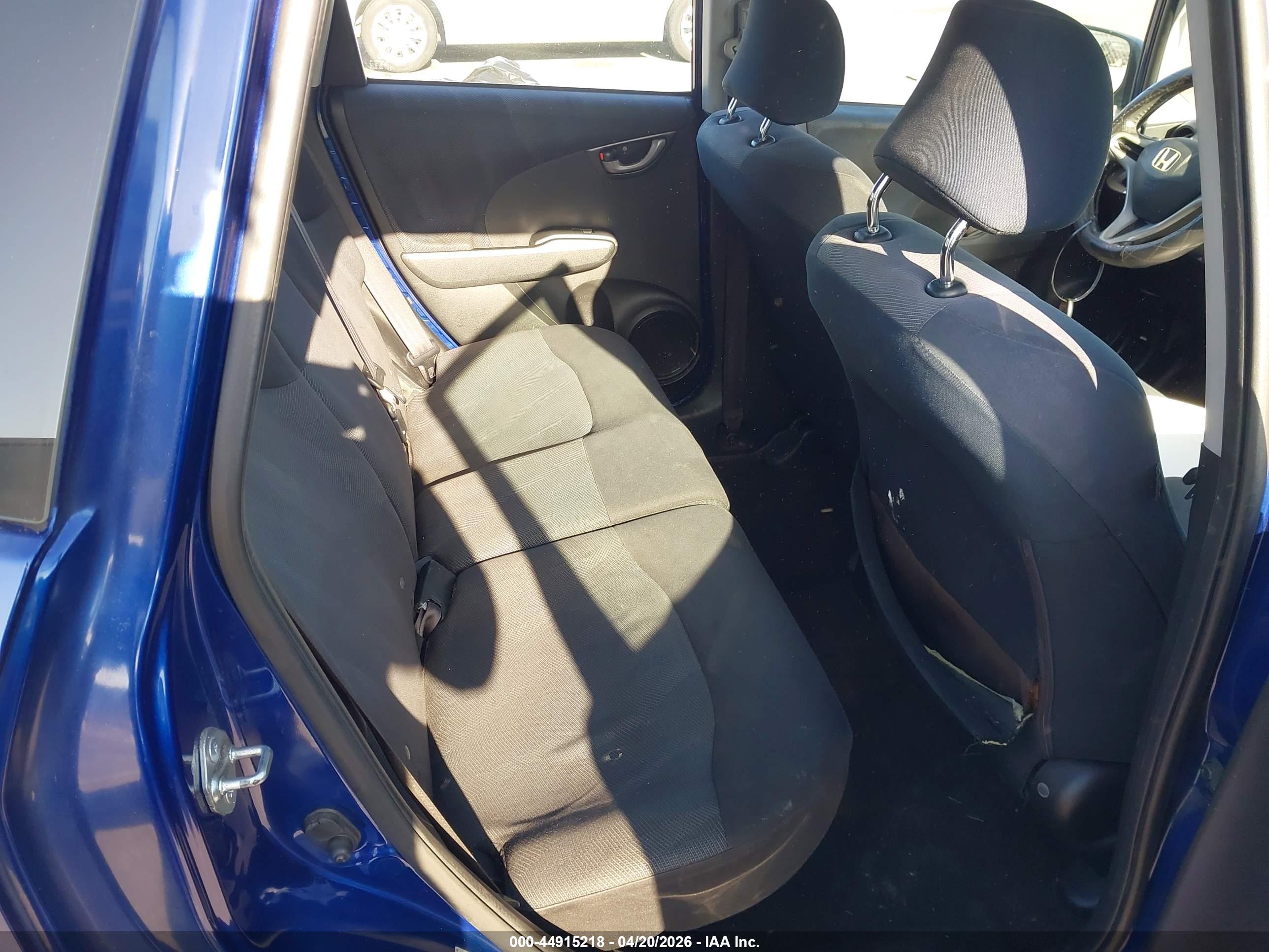 HONDA FIT image 8