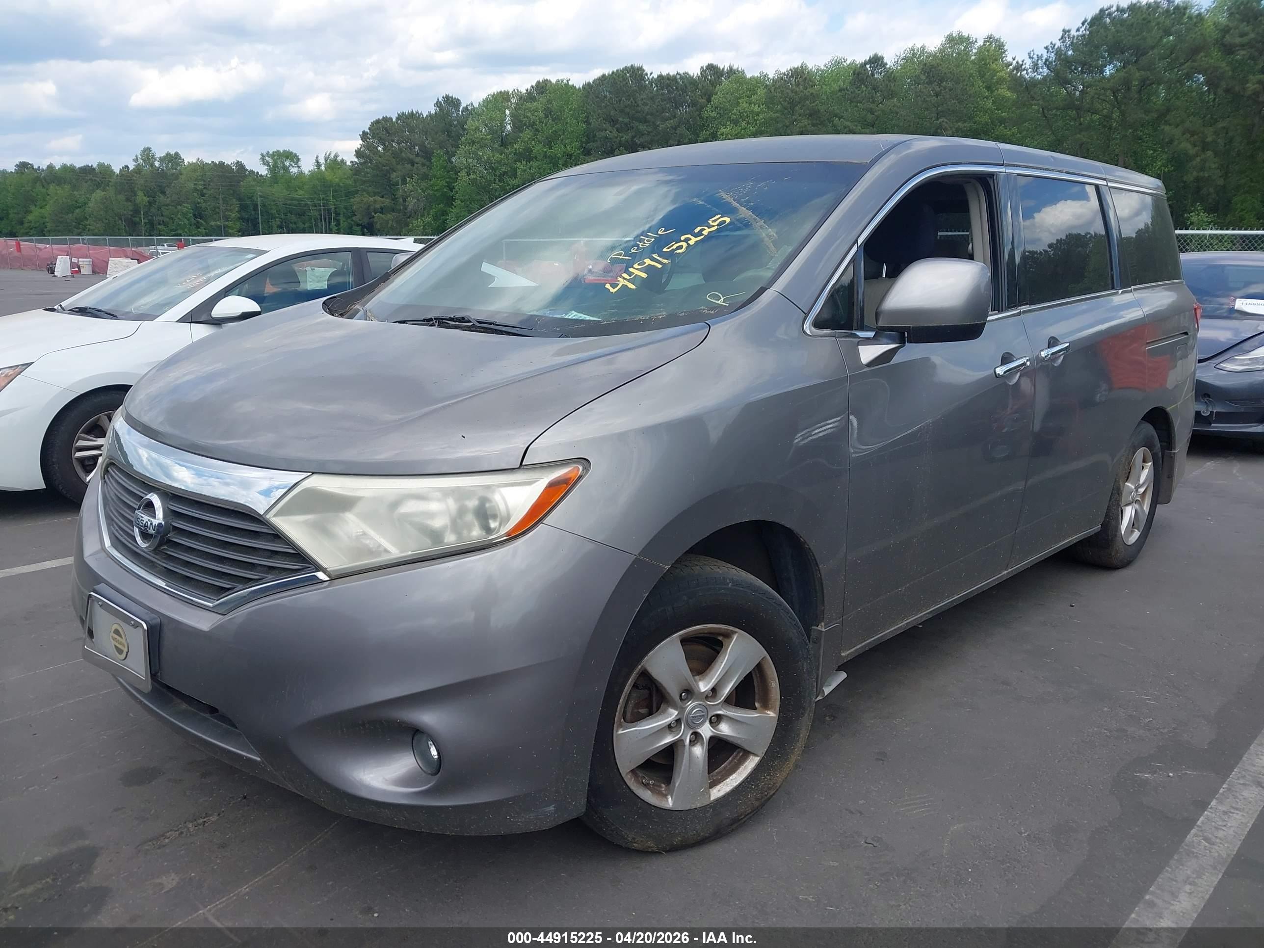 NISSAN QUEST image 2