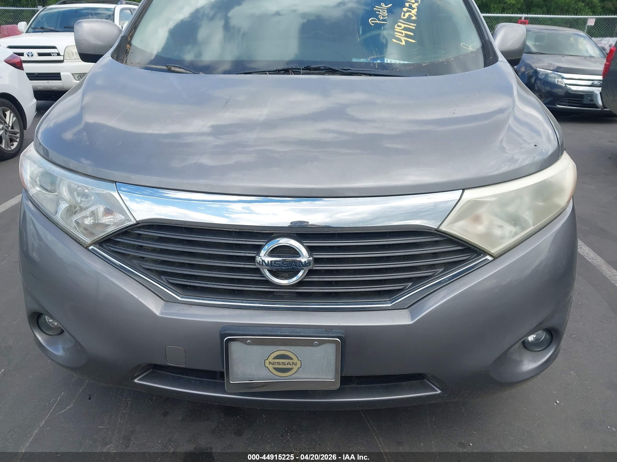 NISSAN QUEST image 6
