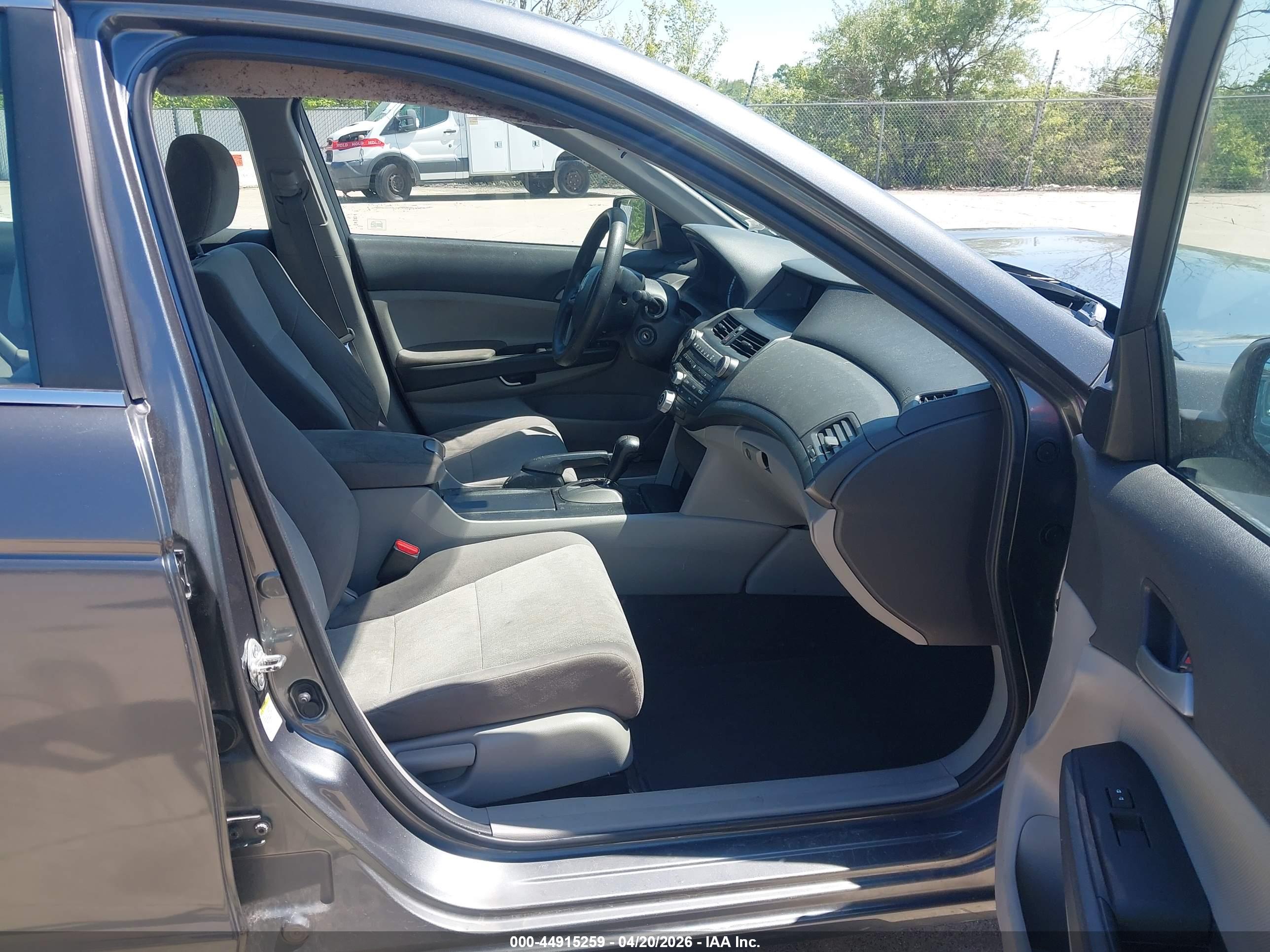 HONDA ACCORD image 5