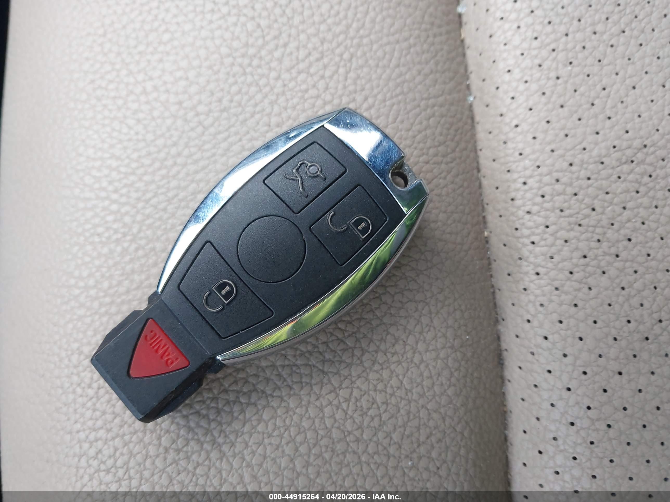 MERCEDES-BENZ E image 11