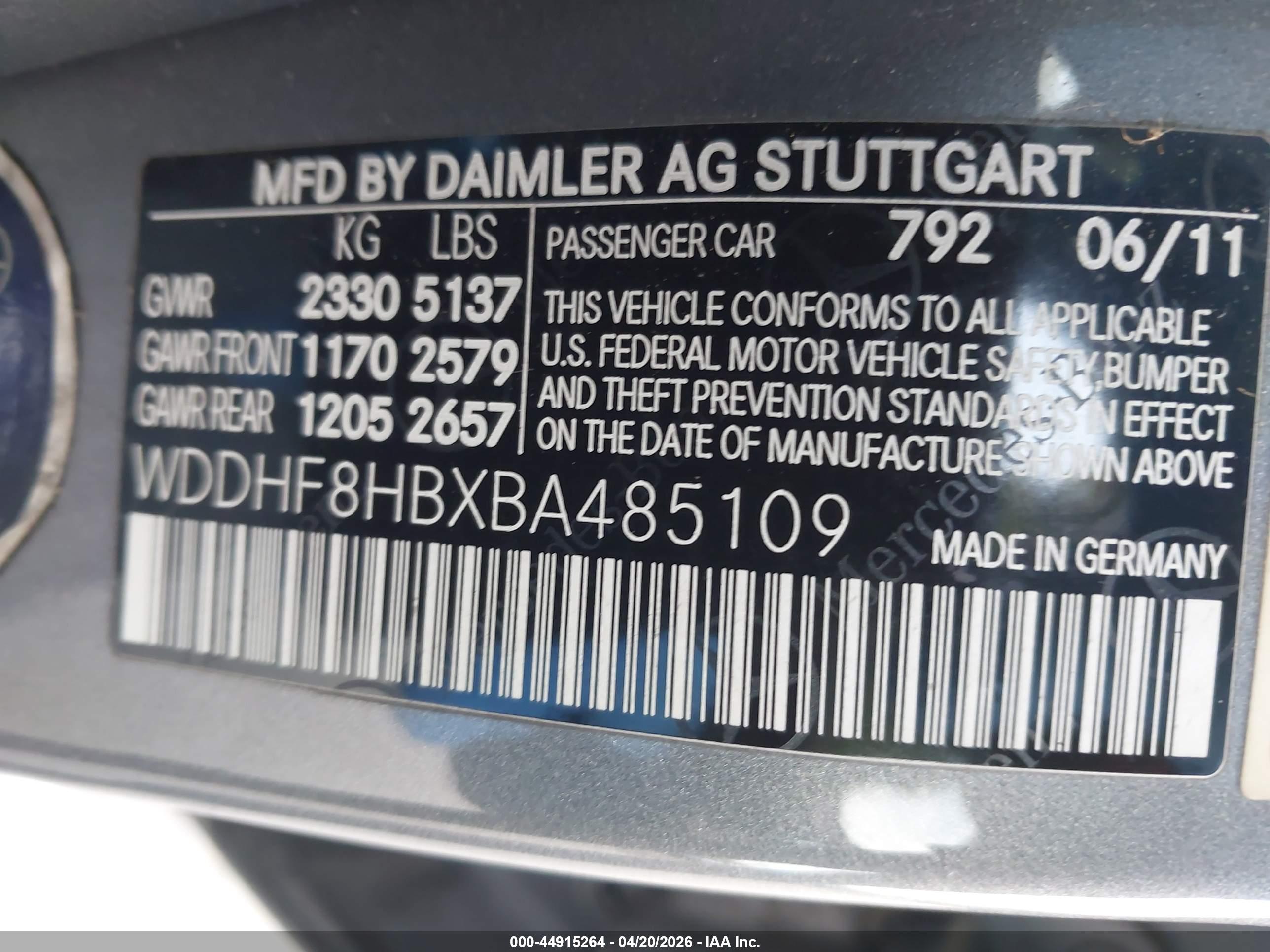 MERCEDES-BENZ E image 9