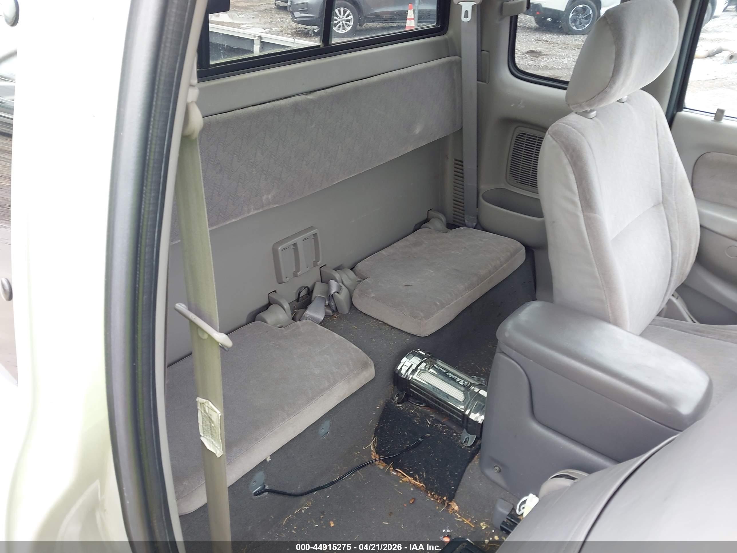 TOYOTA TACOMA image 8