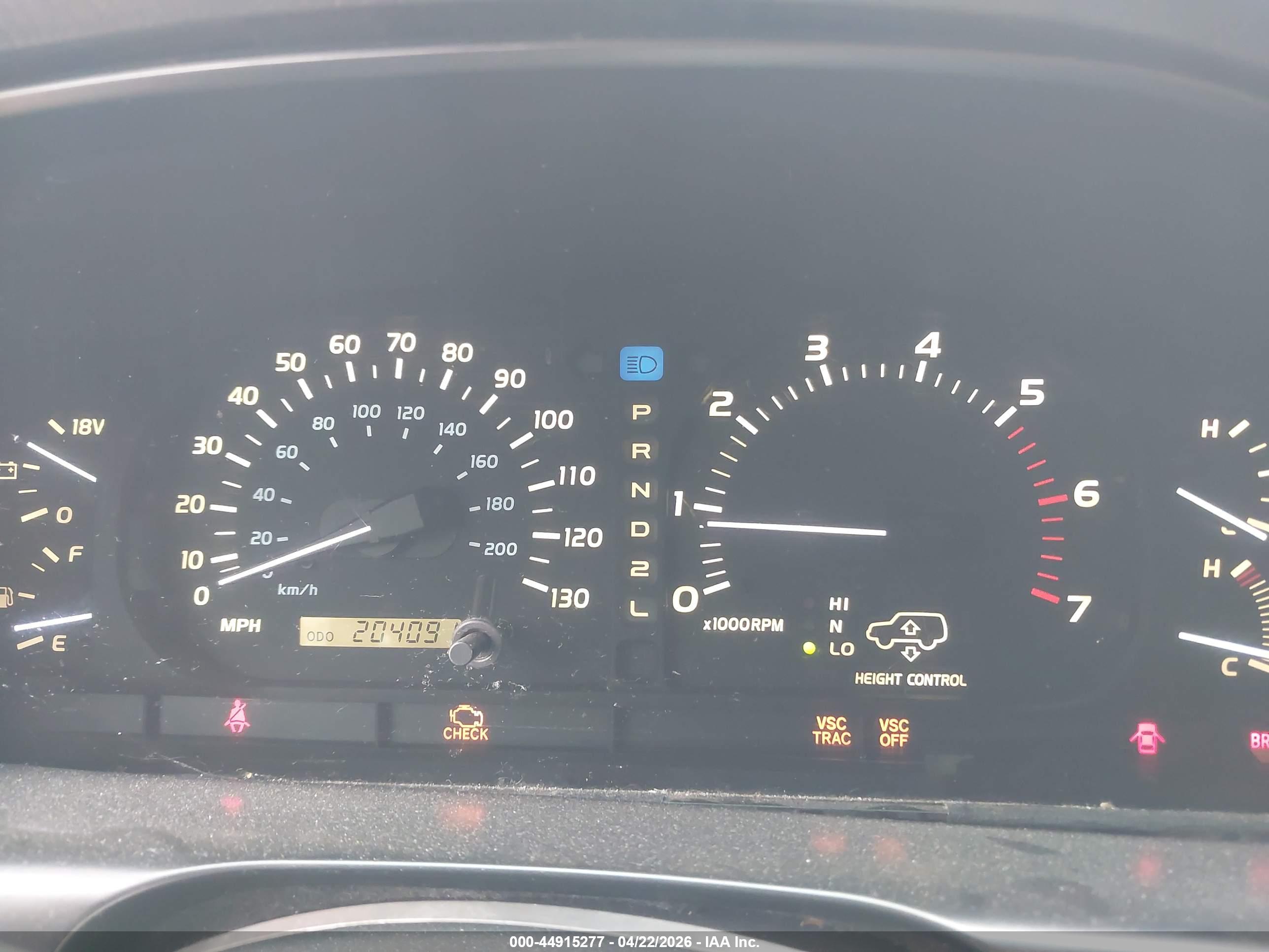 LEXUS LX image 7