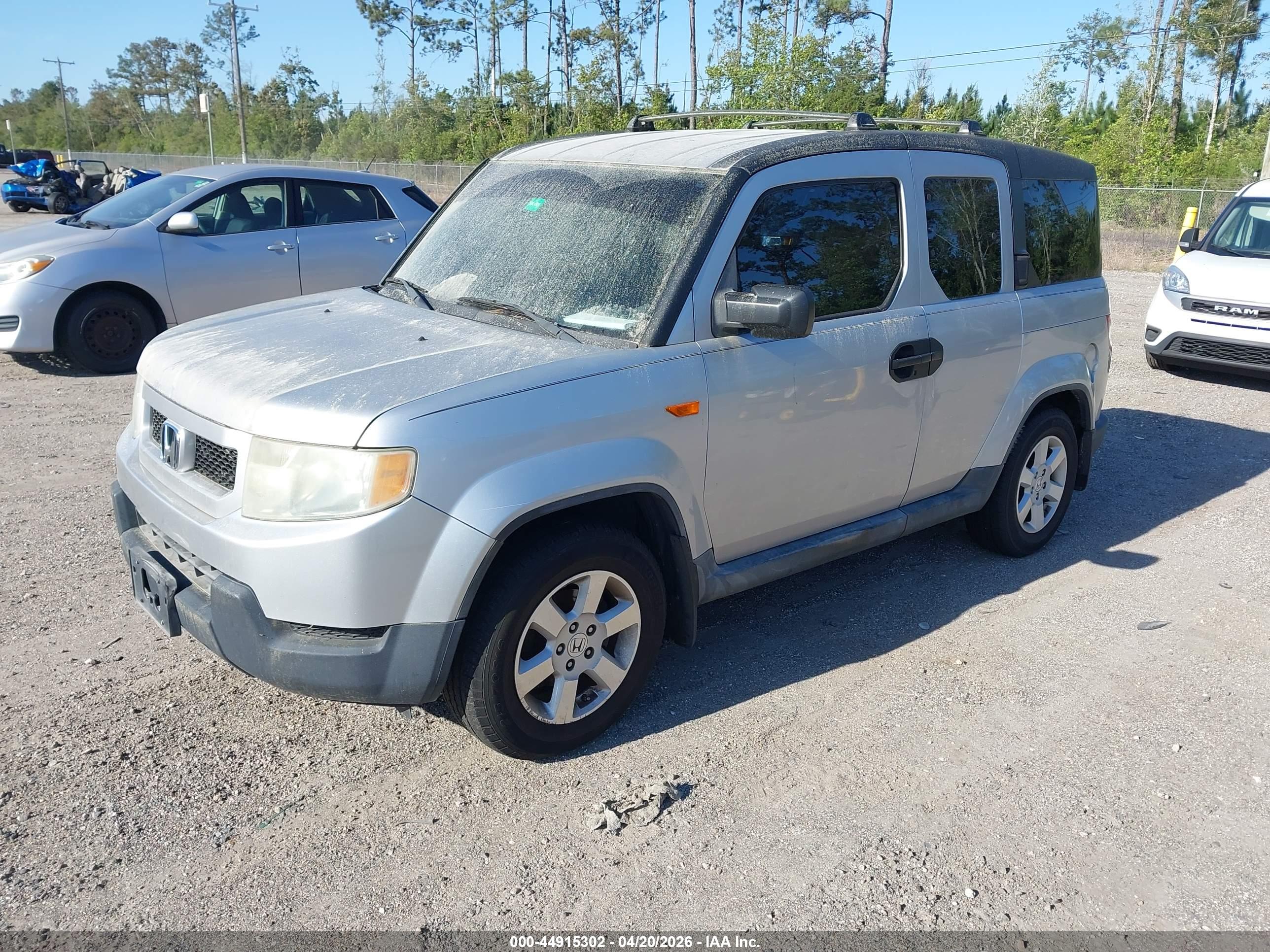 HONDA ELEMENT image 2