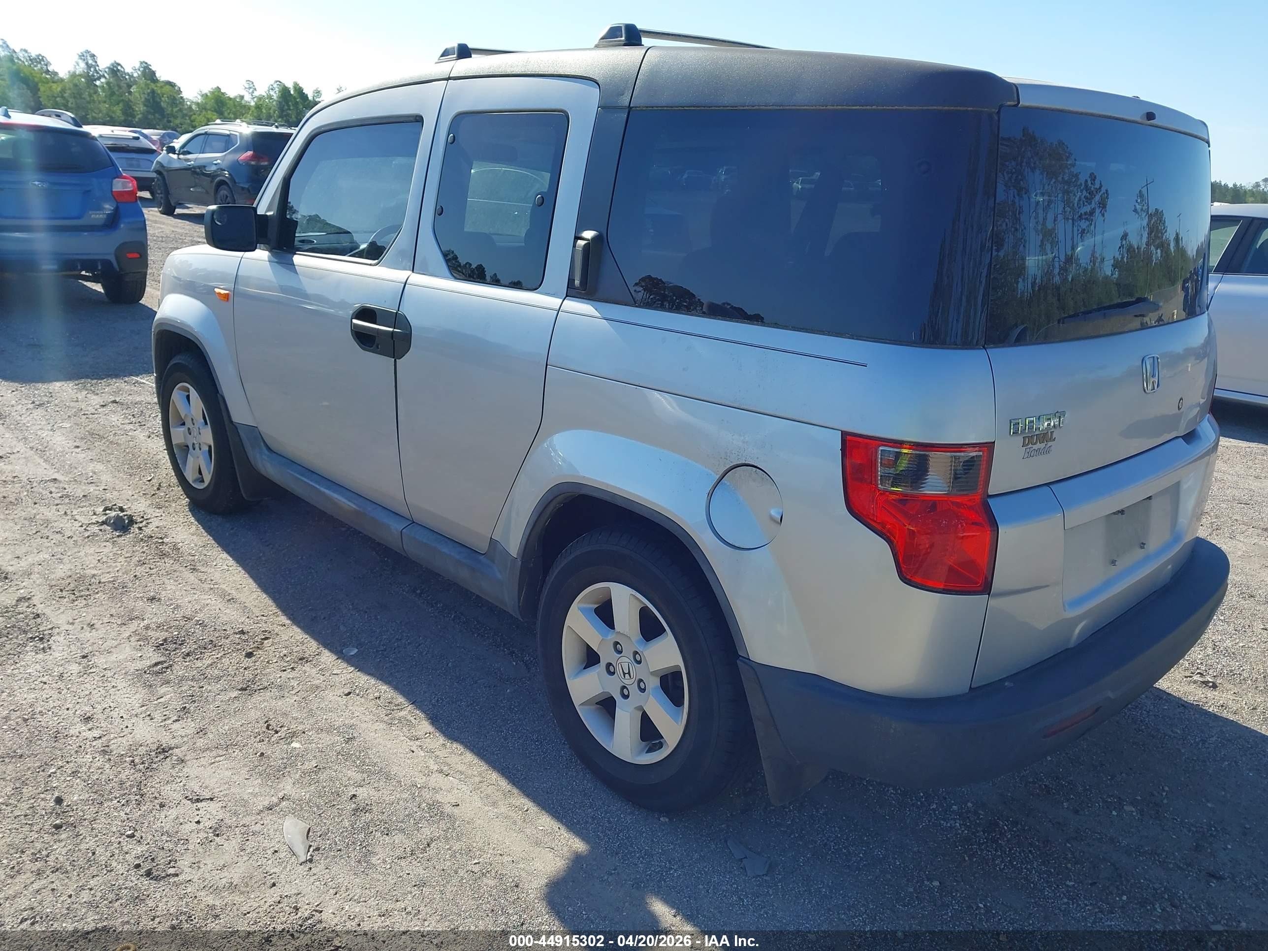 HONDA ELEMENT image 3