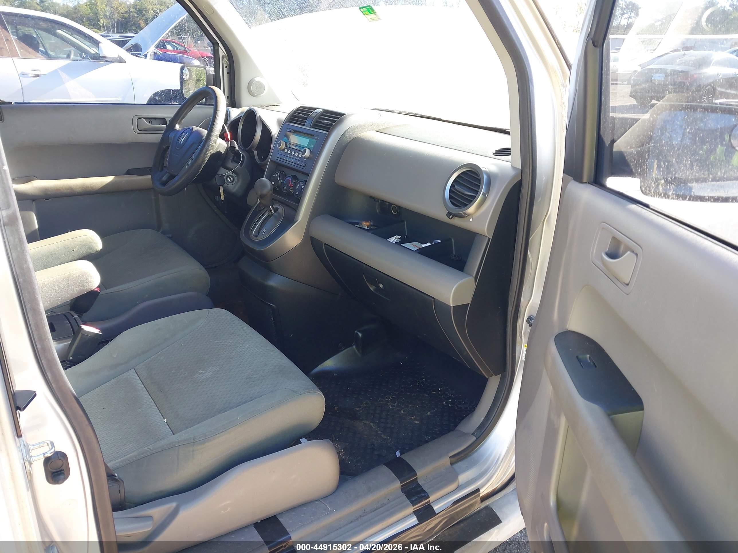 HONDA ELEMENT image 5