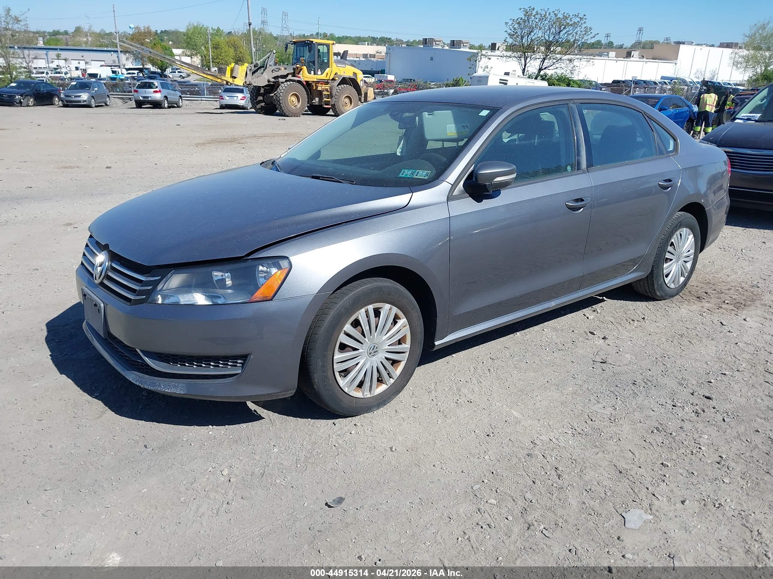 VOLKSWAGEN PASSAT image 2