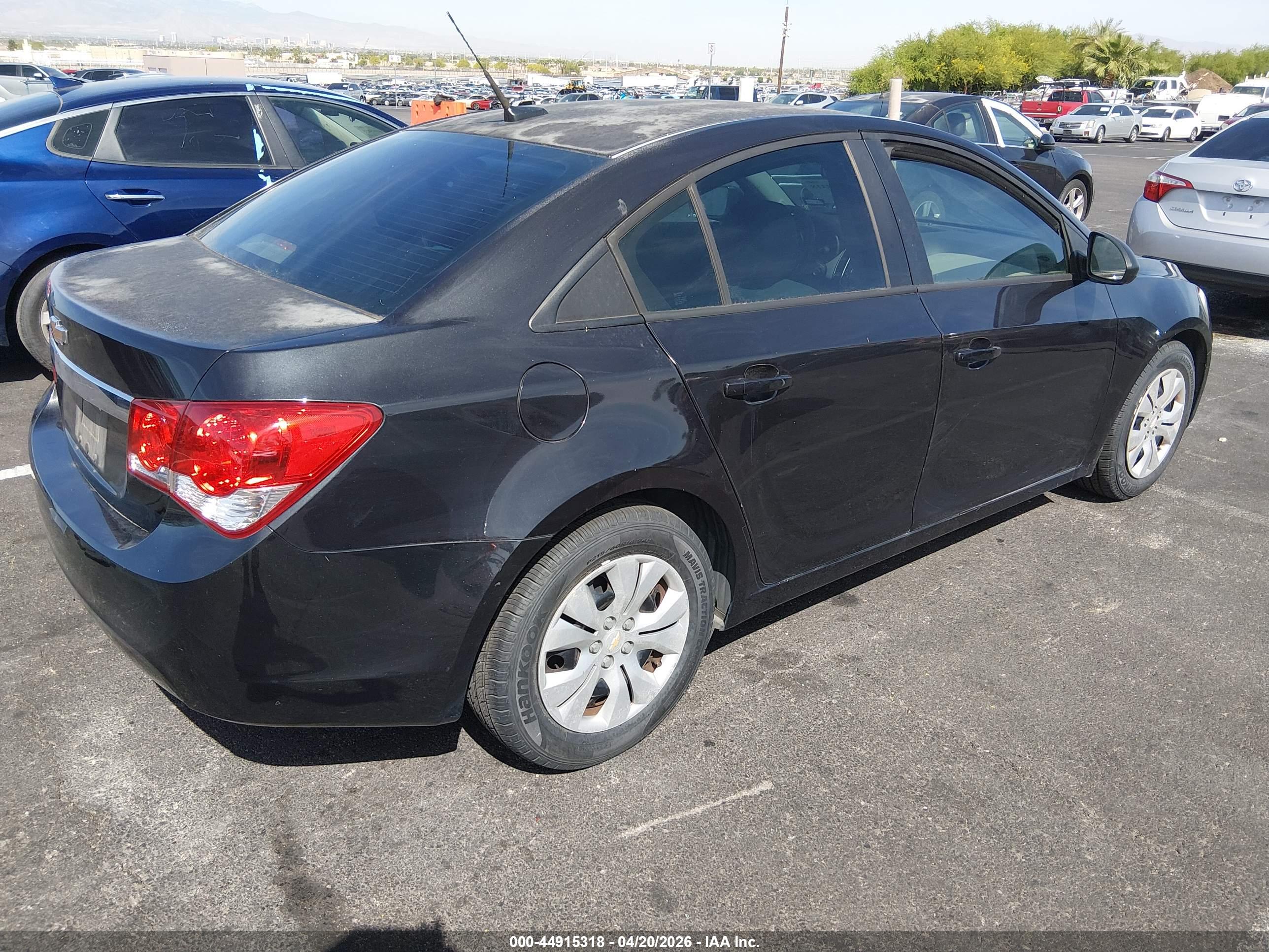 CHEVROLET CRUZE image 4
