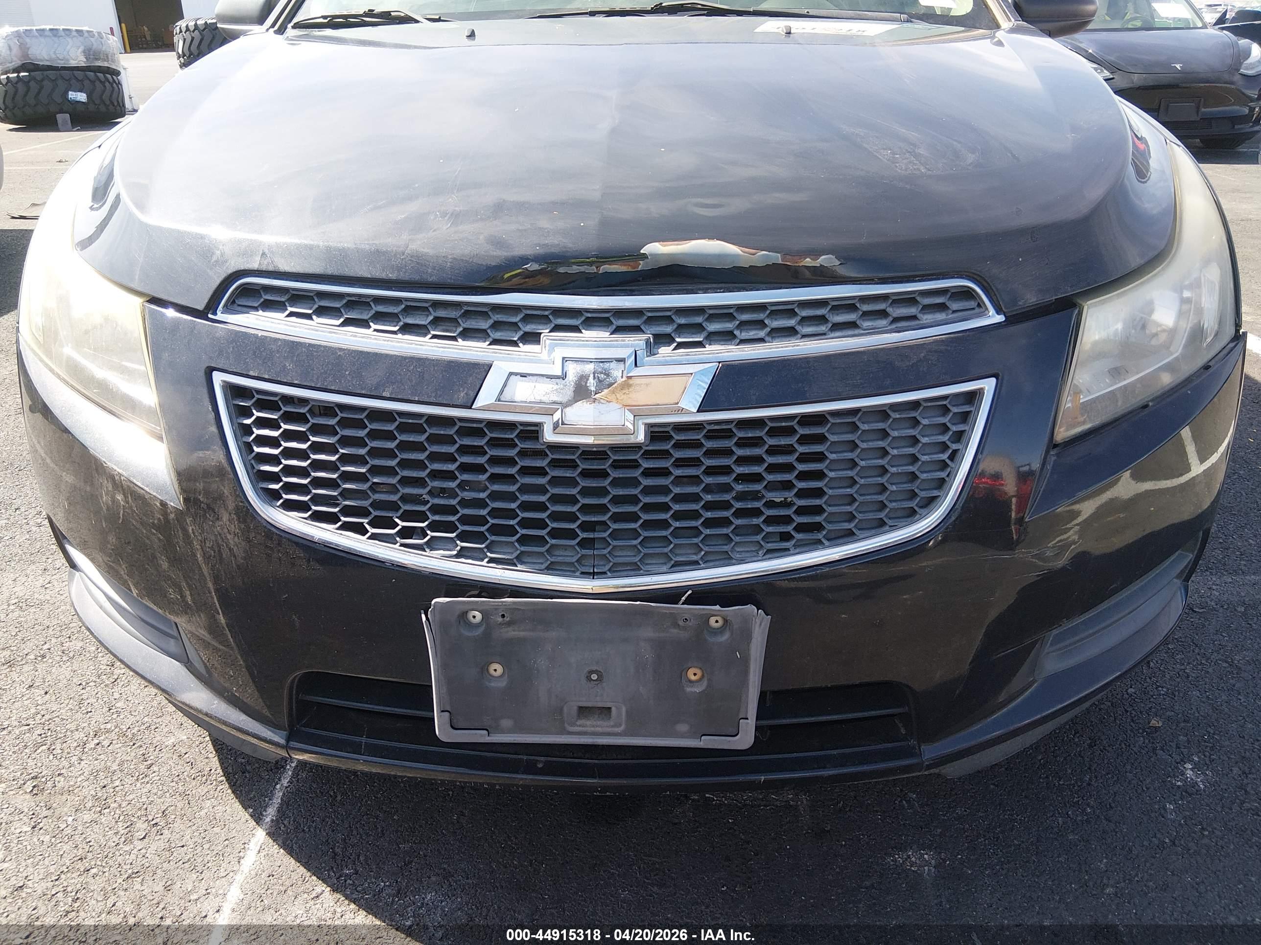 CHEVROLET CRUZE image 6