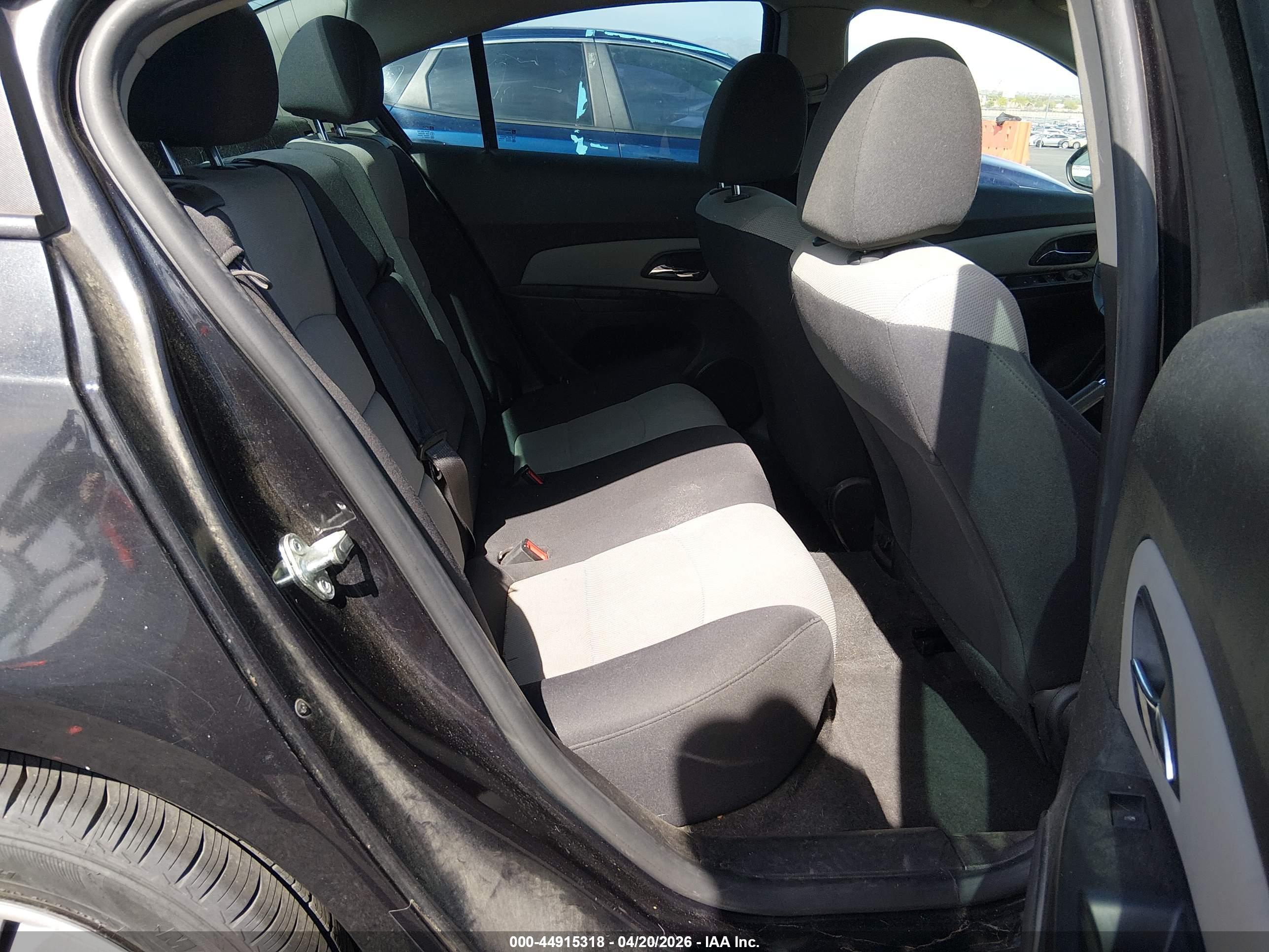 CHEVROLET CRUZE image 8