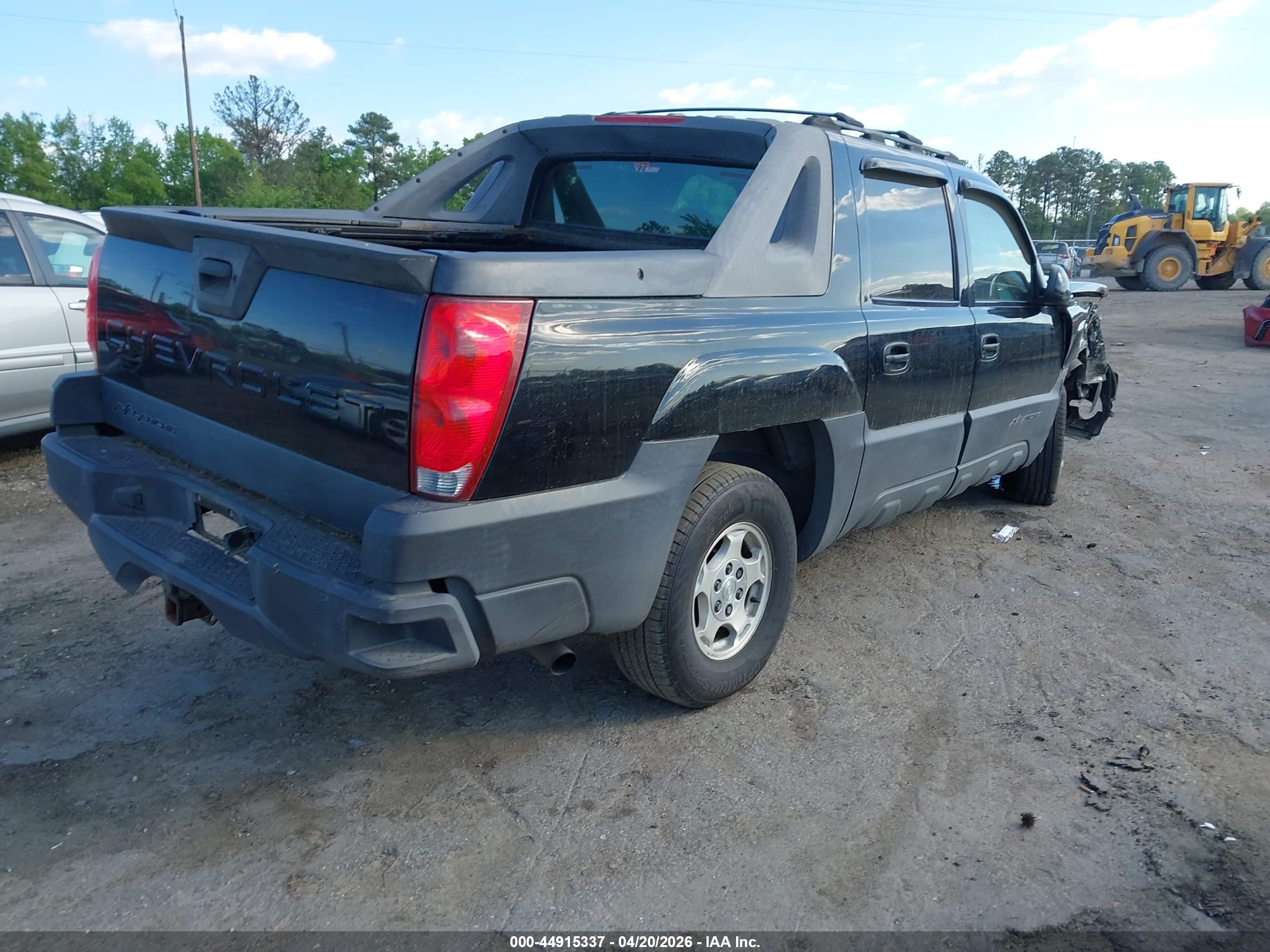 CHEVROLET AVALANCHE image 4