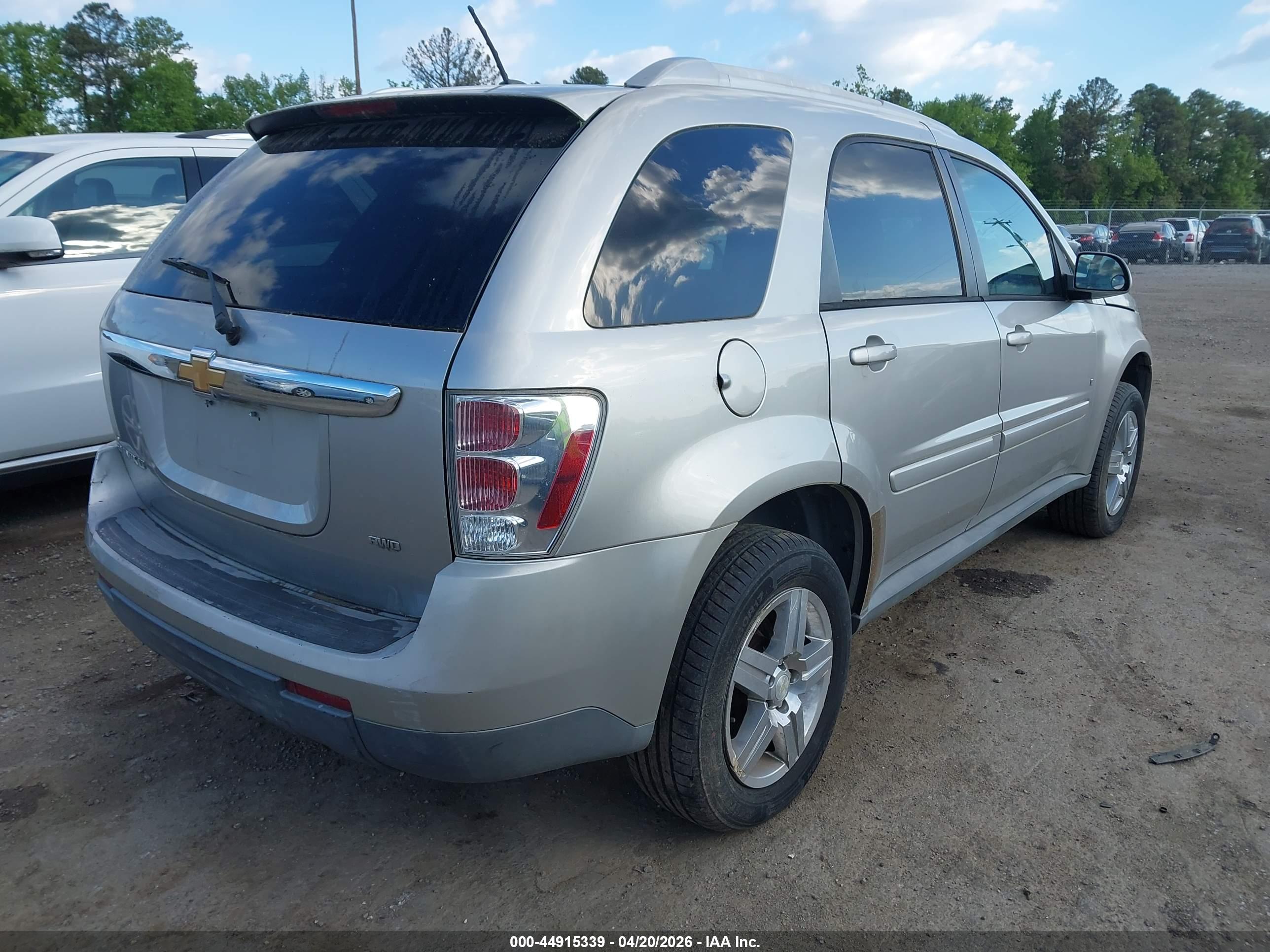 CHEVROLET EQUINOX image 4