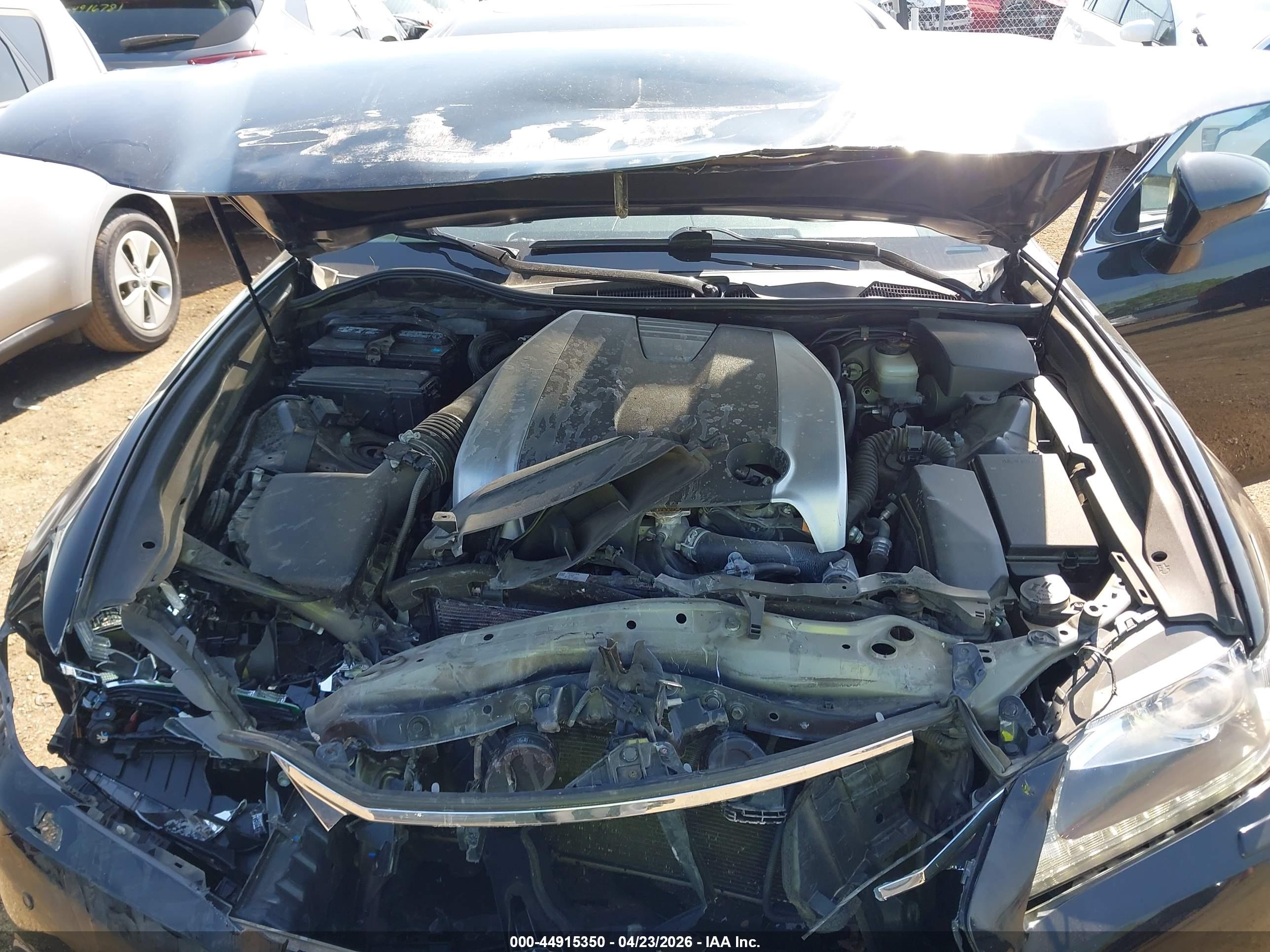 LEXUS GS image 10