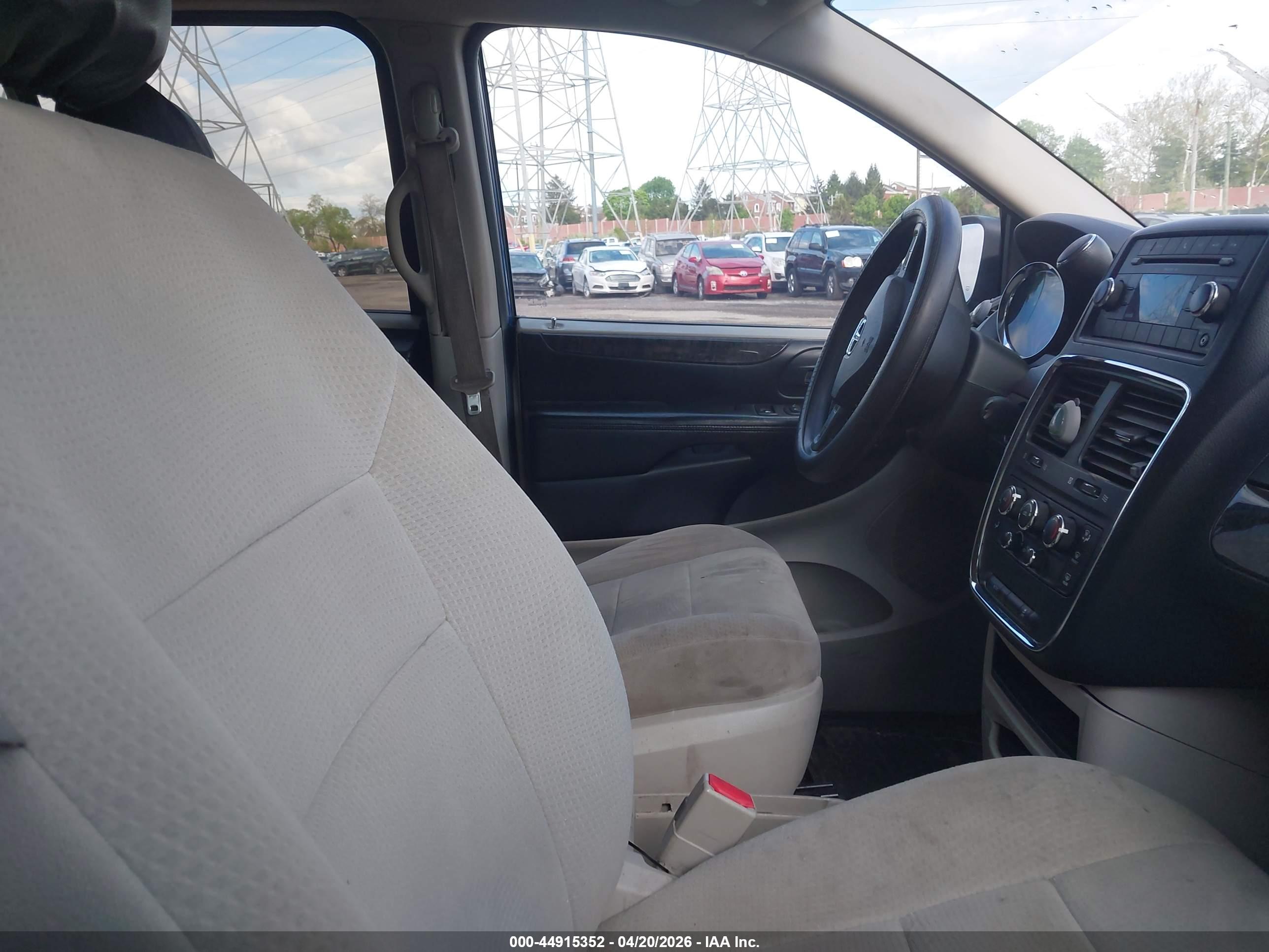 DODGE GRAND image 5