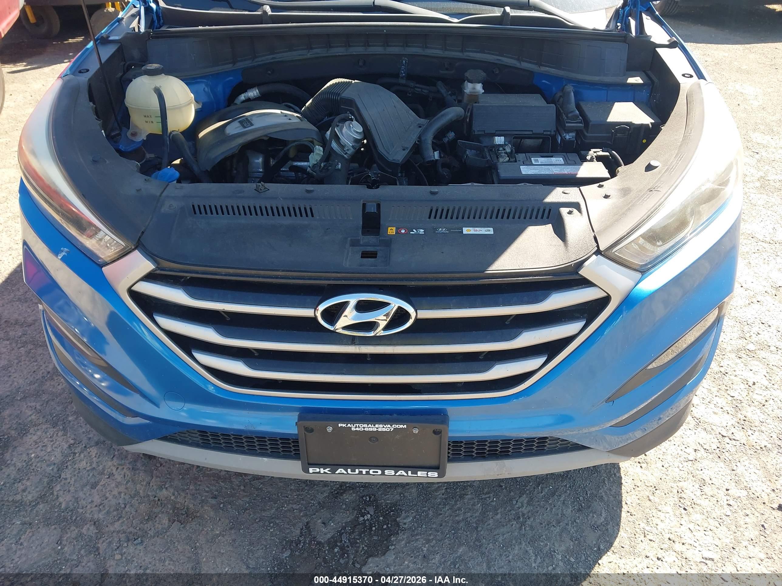 HYUNDAI TUCSON image 6