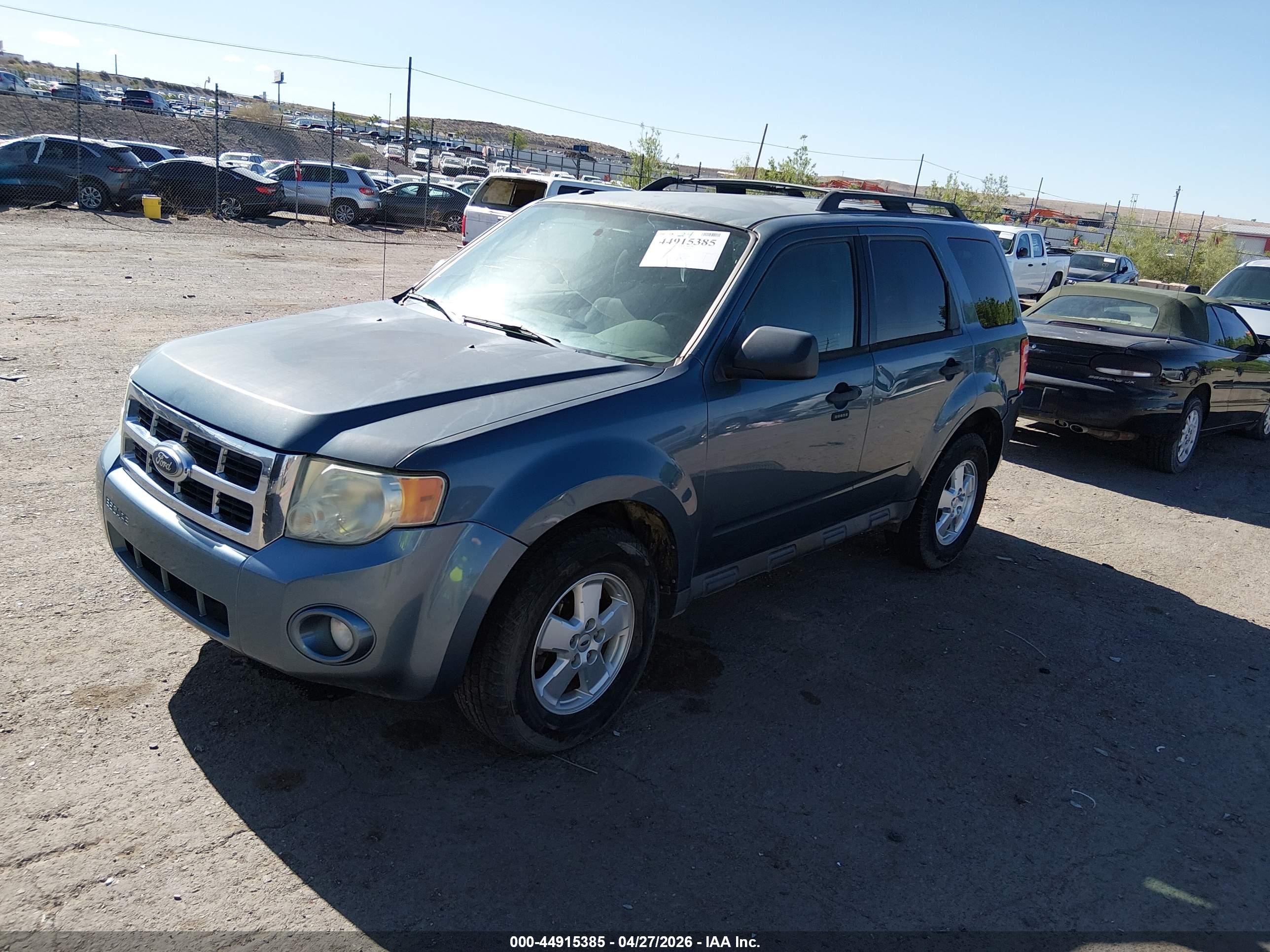 FORD ESCAPE image 2