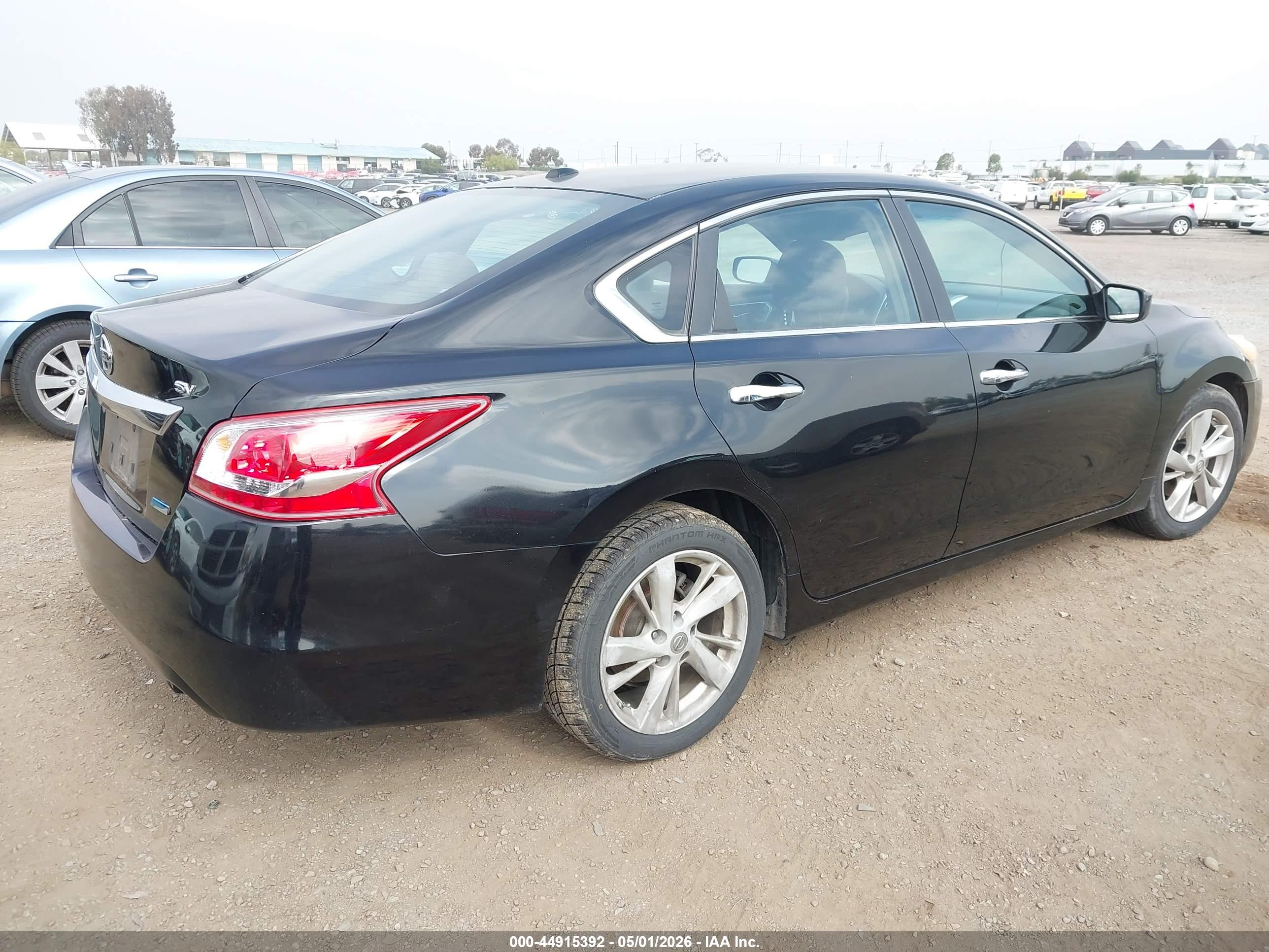NISSAN ALTIMA image 4